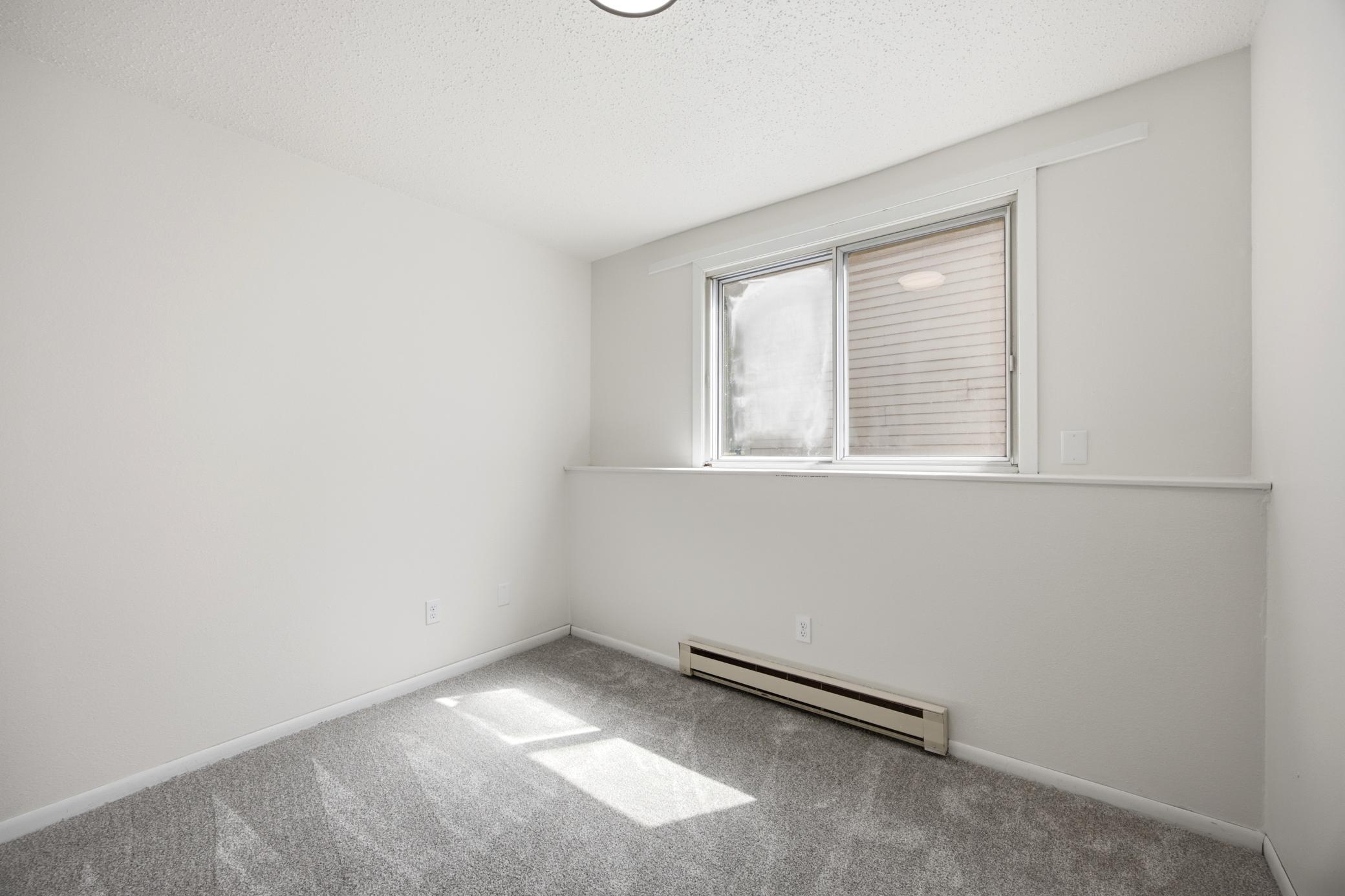 914-916 32nd Street N, Fargo ND 58102 - Photo 45 of 48