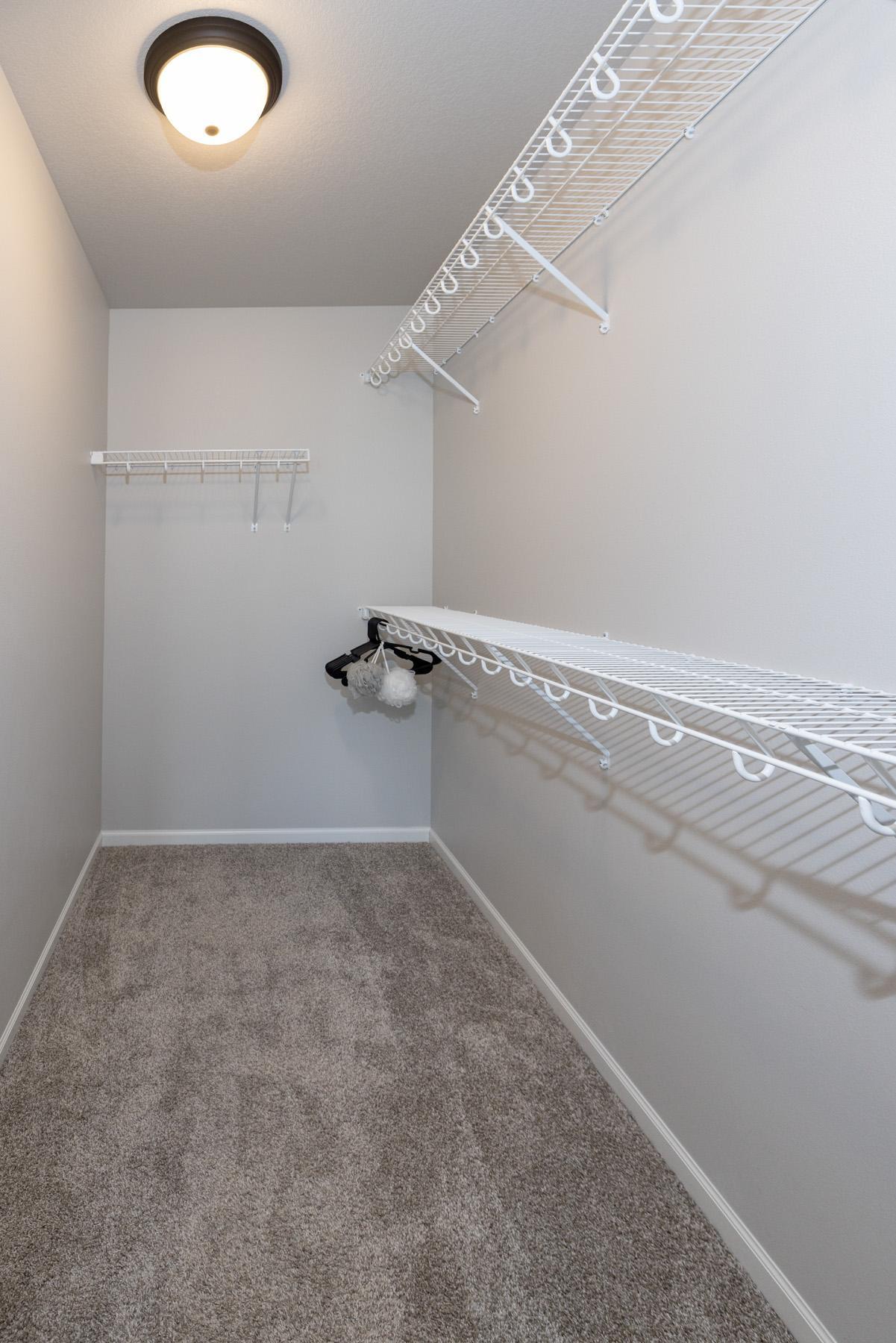 2022 single family home for sale at 1282 Rachel Drive W in West Fargo, ND — 3 bed, 2 bath (photo 18 of 42)