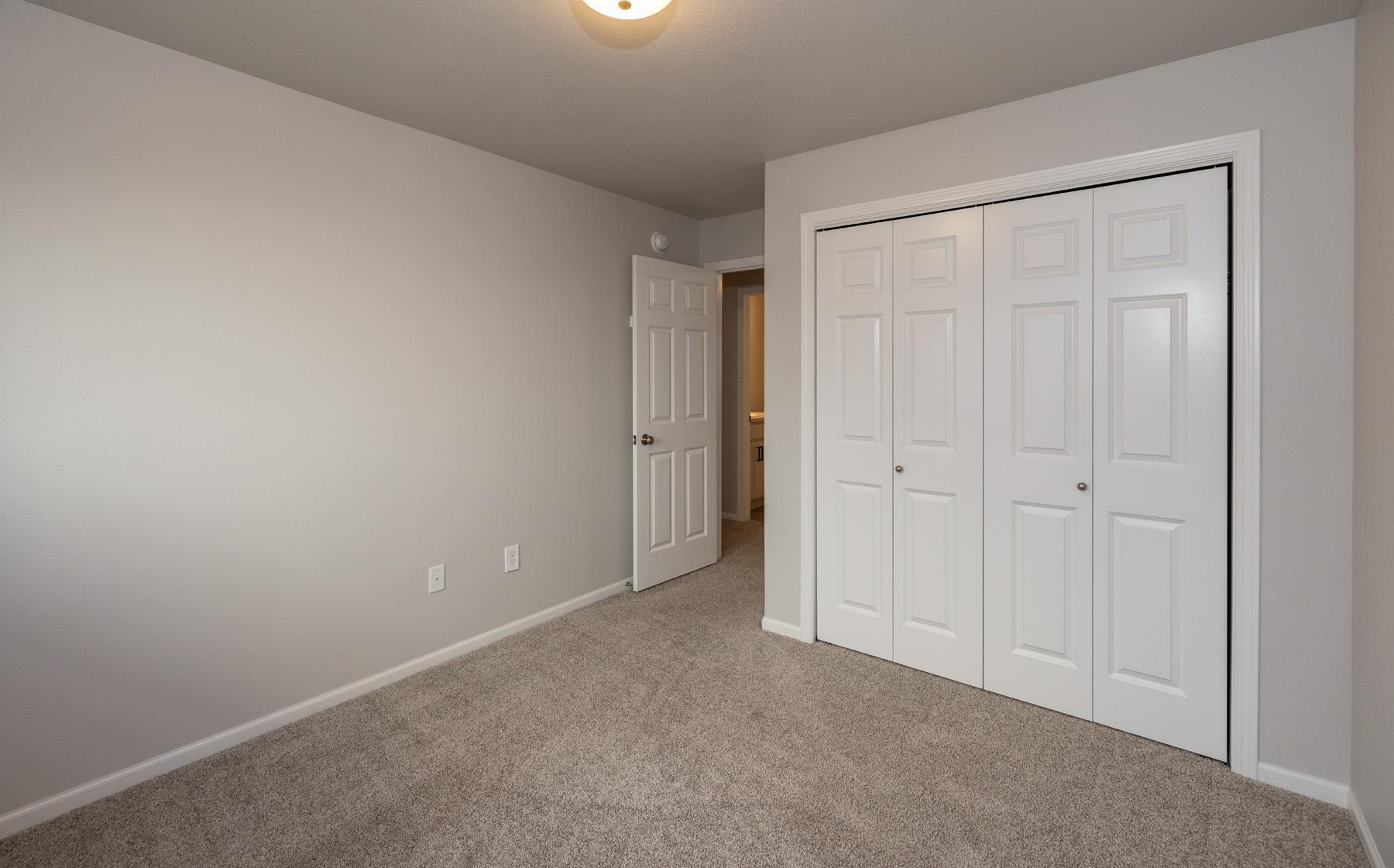 2022 single family home for sale at 1282 Rachel Drive W in West Fargo, ND — 3 bed, 2 bath (photo 29 of 42)