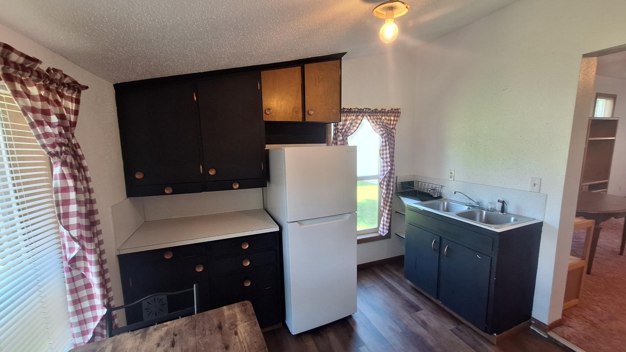 114 Lincoln, Bathgate ND 58216 - Photo 6 of 10