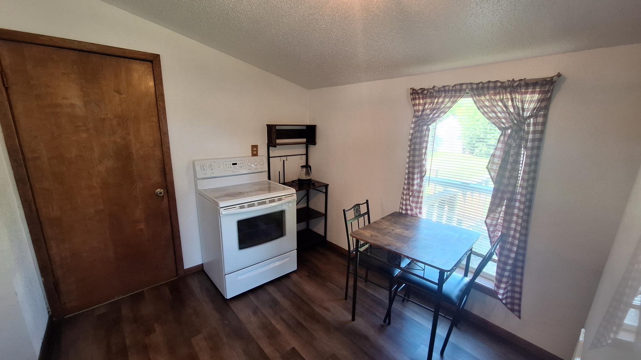 114 Lincoln, Bathgate ND 58216 - Photo 7 of 10