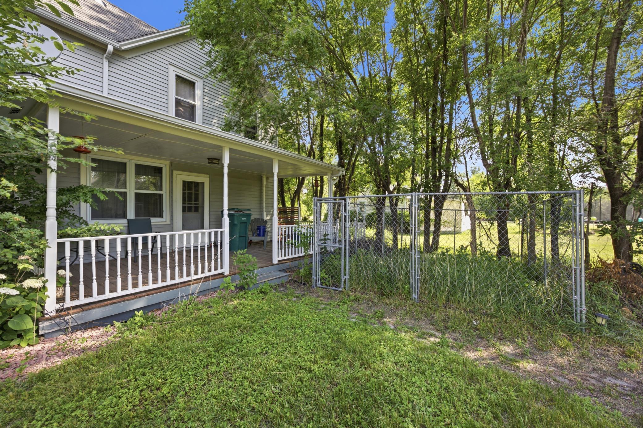 1900 single family home for sale at 364 6th Avenue in Walcott, ND — 3 bed, 2 bath (photo 12 of 16)