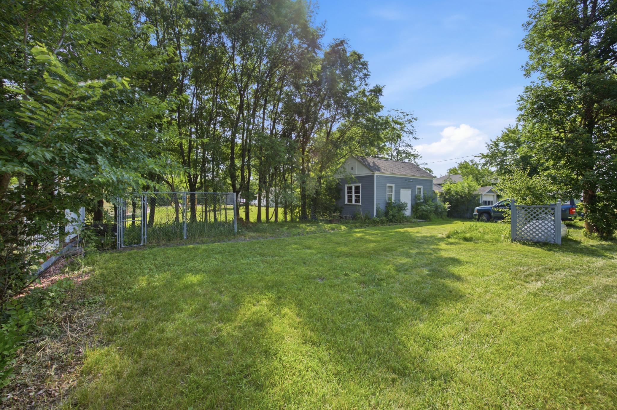 1900 single family home for sale at 364 6th Avenue in Walcott, ND — 3 bed, 2 bath (photo 13 of 16)