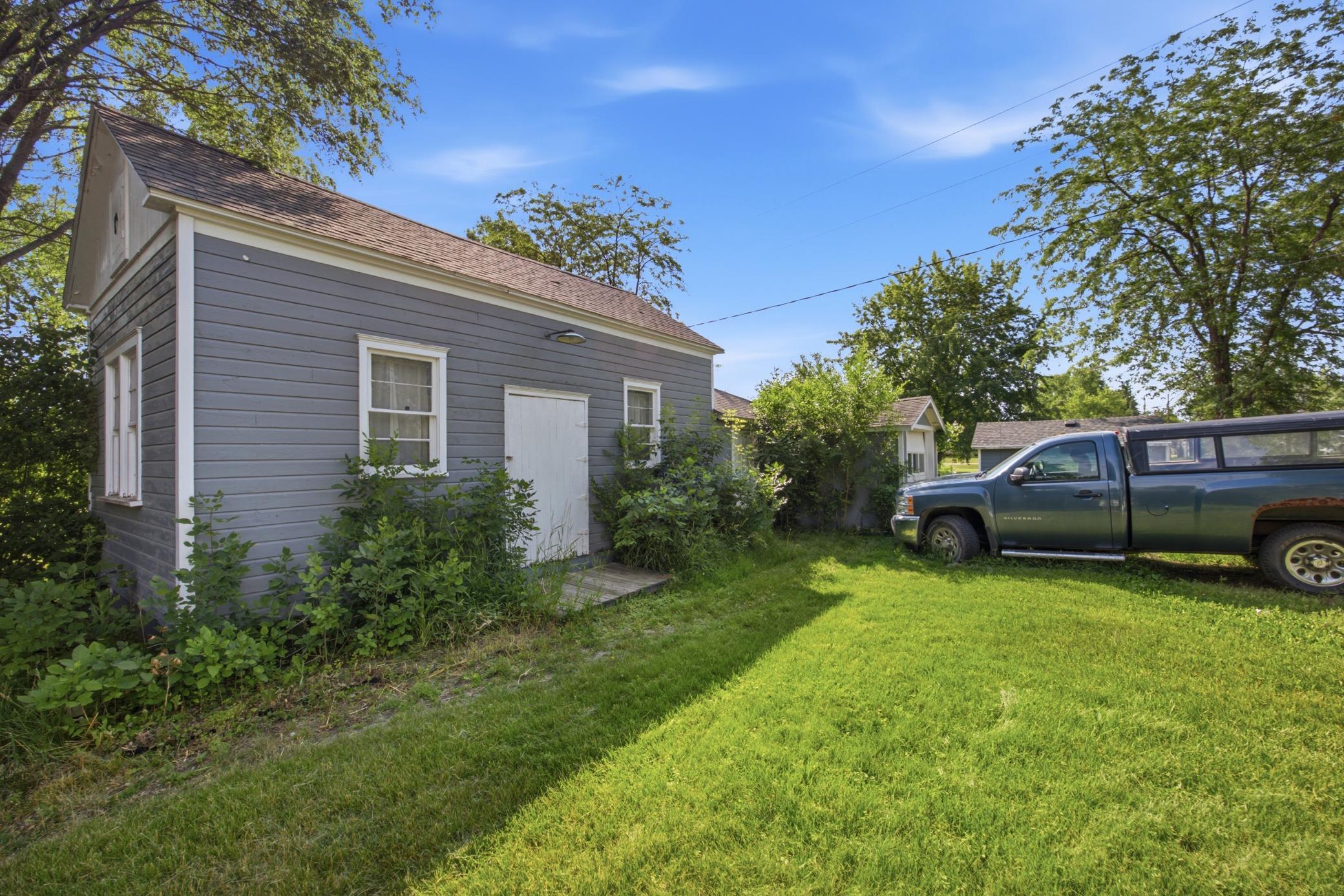 1900 single family home for sale at 364 6th Avenue in Walcott, ND — 3 bed, 2 bath (photo 15 of 16)