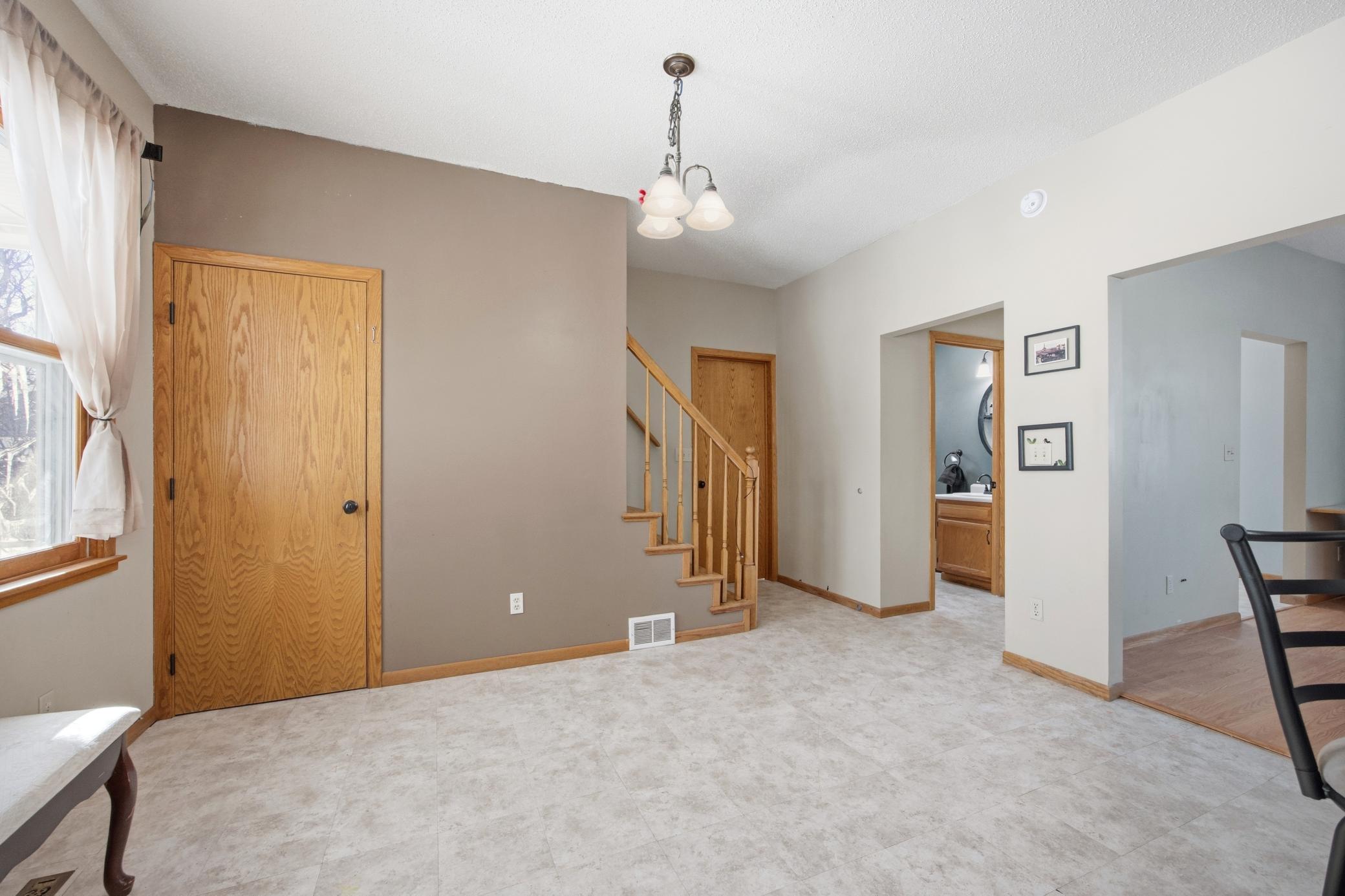 1900 single family home for sale at 364 6th Avenue in Walcott, ND — 3 bed, 2 bath (photo 3 of 16)