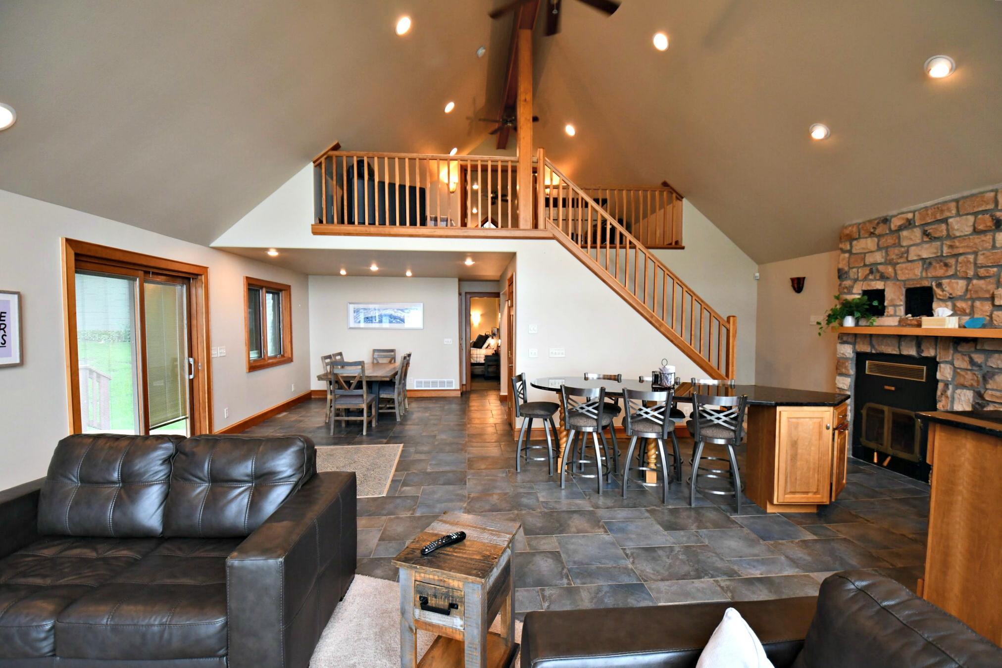 1991 single family home for sale at 3654 Little Ida Beach Road NW in Alexandria, MN — 3 bed, 2 bath (photo 9 of 28)