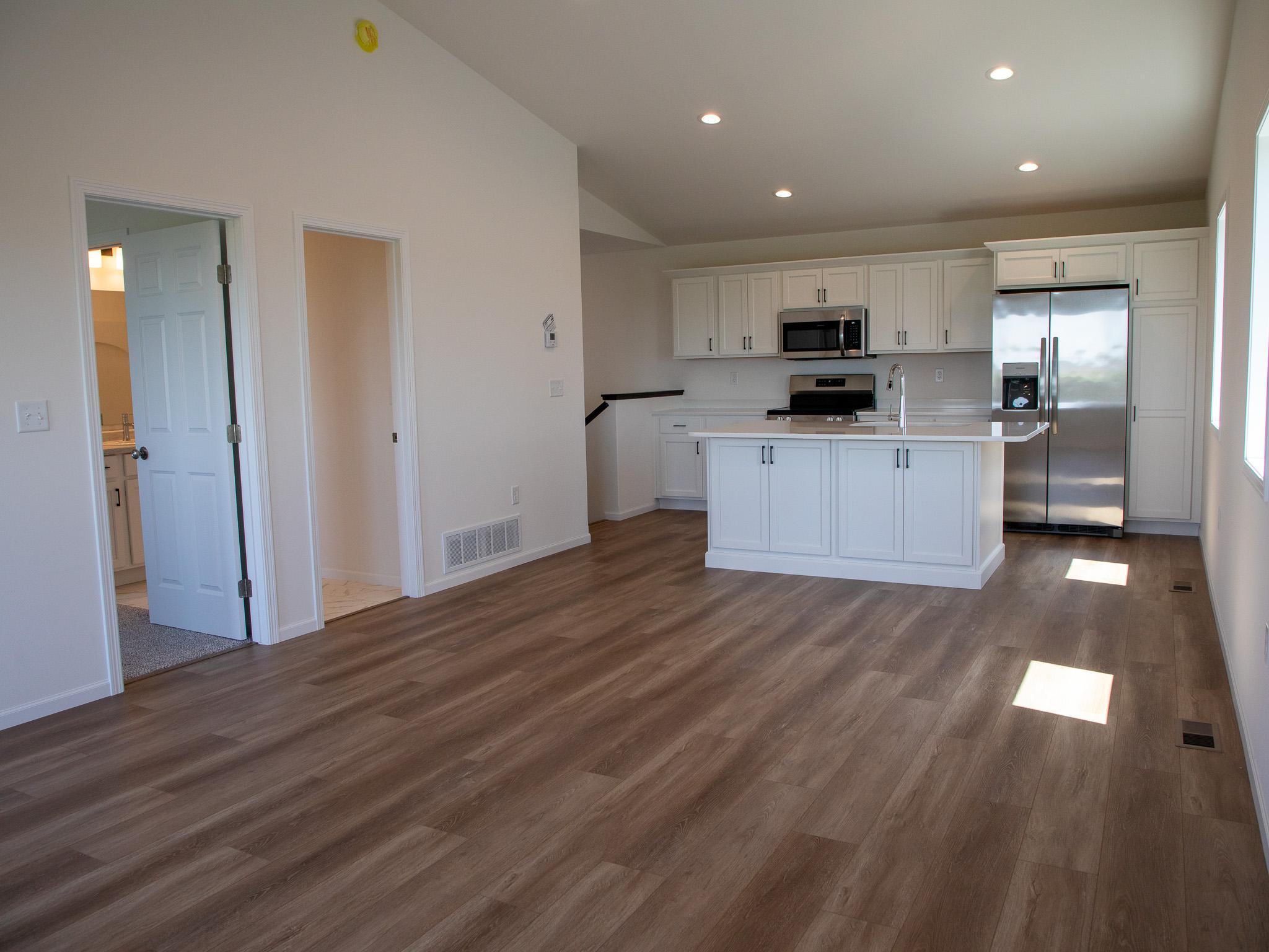 1193 Rachel Drive W, West Fargo ND 58047 - Photo 5 of 19