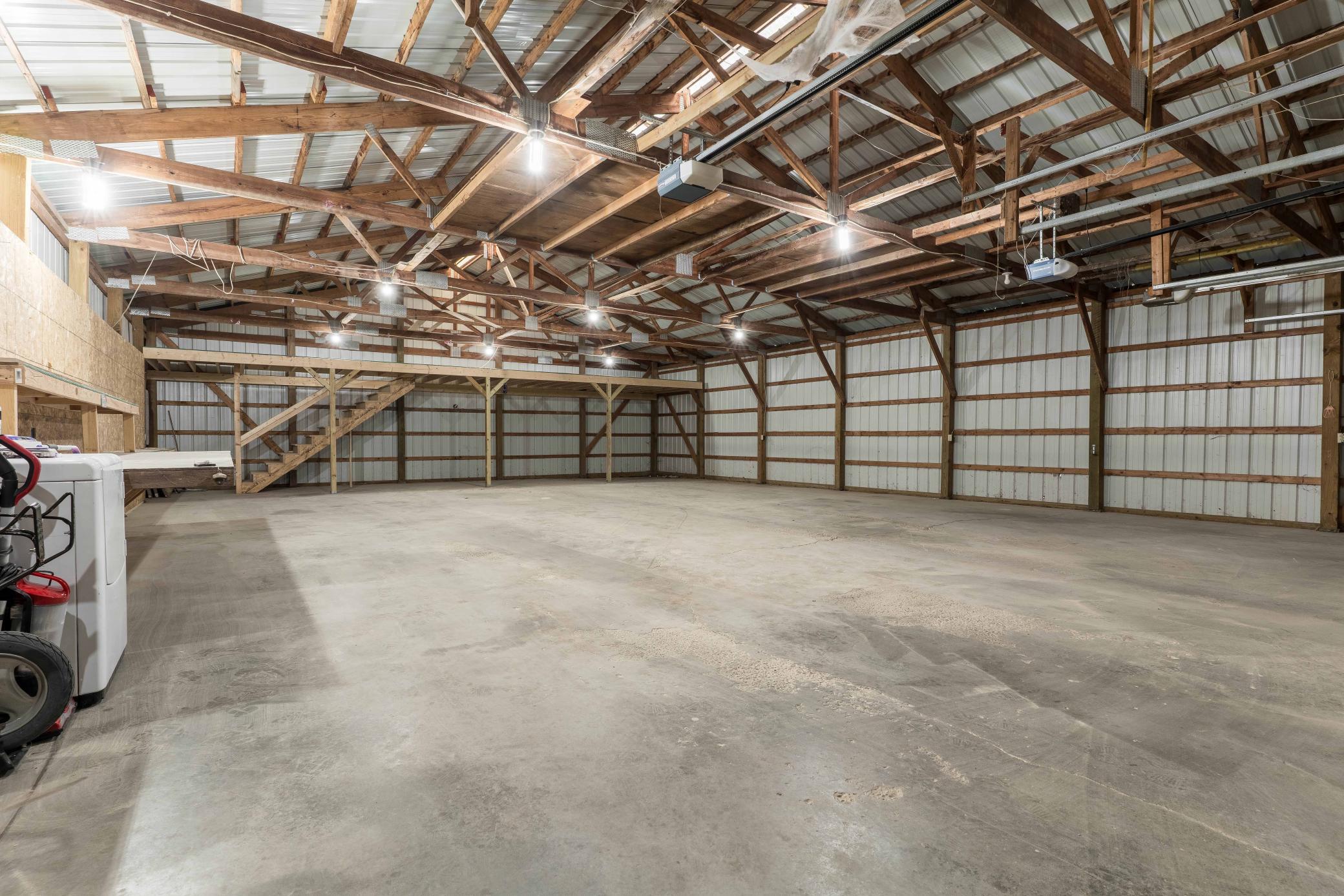1914 single family home for sale at 2416 E Fir Avenue in Fergus Falls, MN — 4 bed, 3 bath (photo 19 of 37)