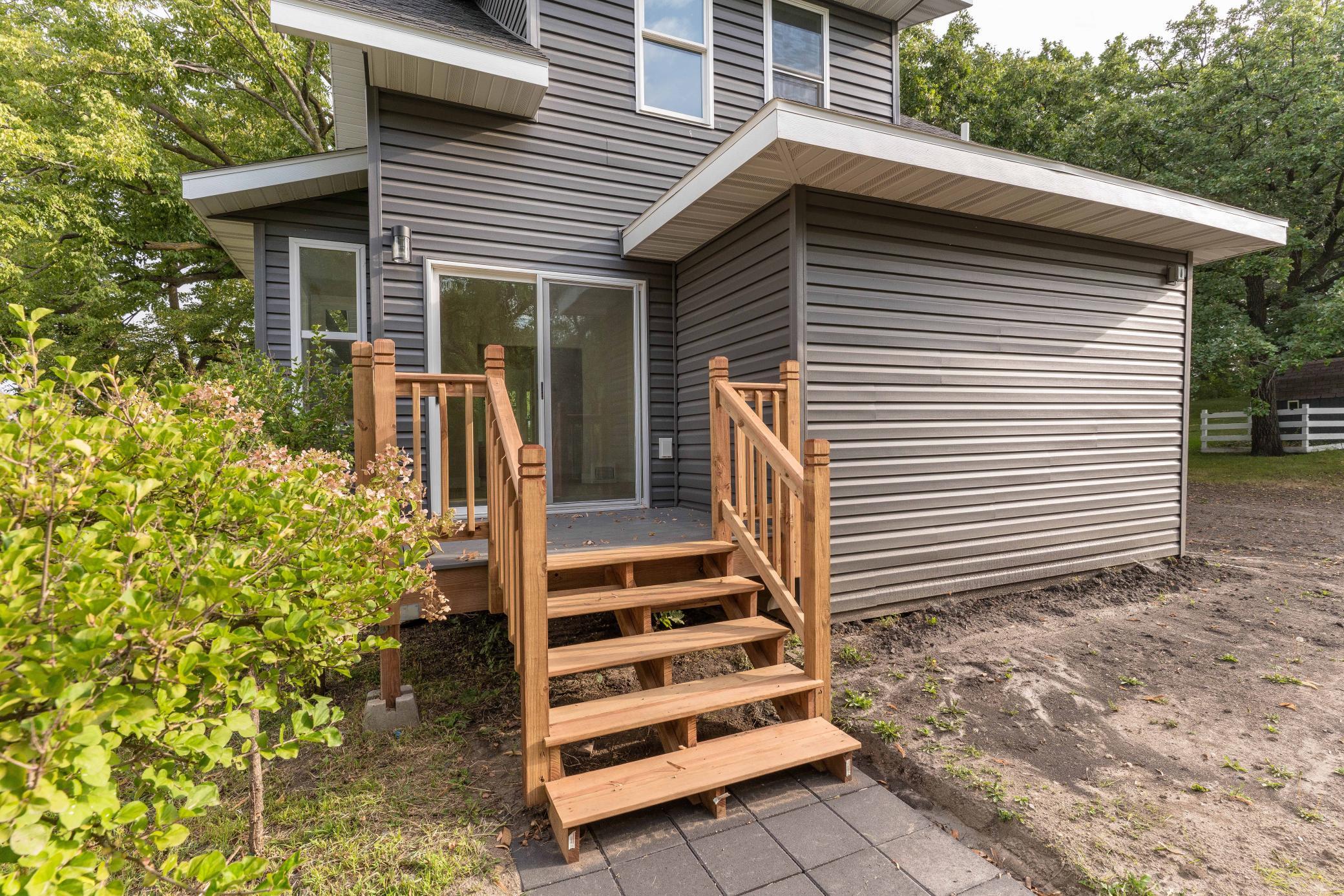 1914 single family home for sale at 2416 E Fir Avenue in Fergus Falls, MN — 4 bed, 3 bath (photo 33 of 37)