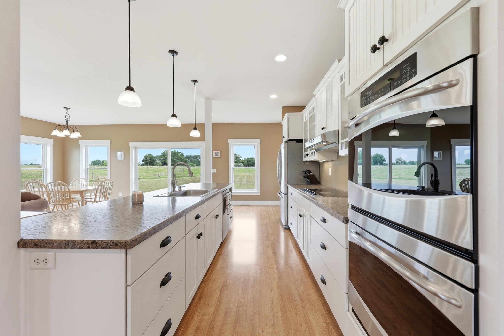 16305 57th Street SE, Kindred ND 58051 - Photo 10 of 44