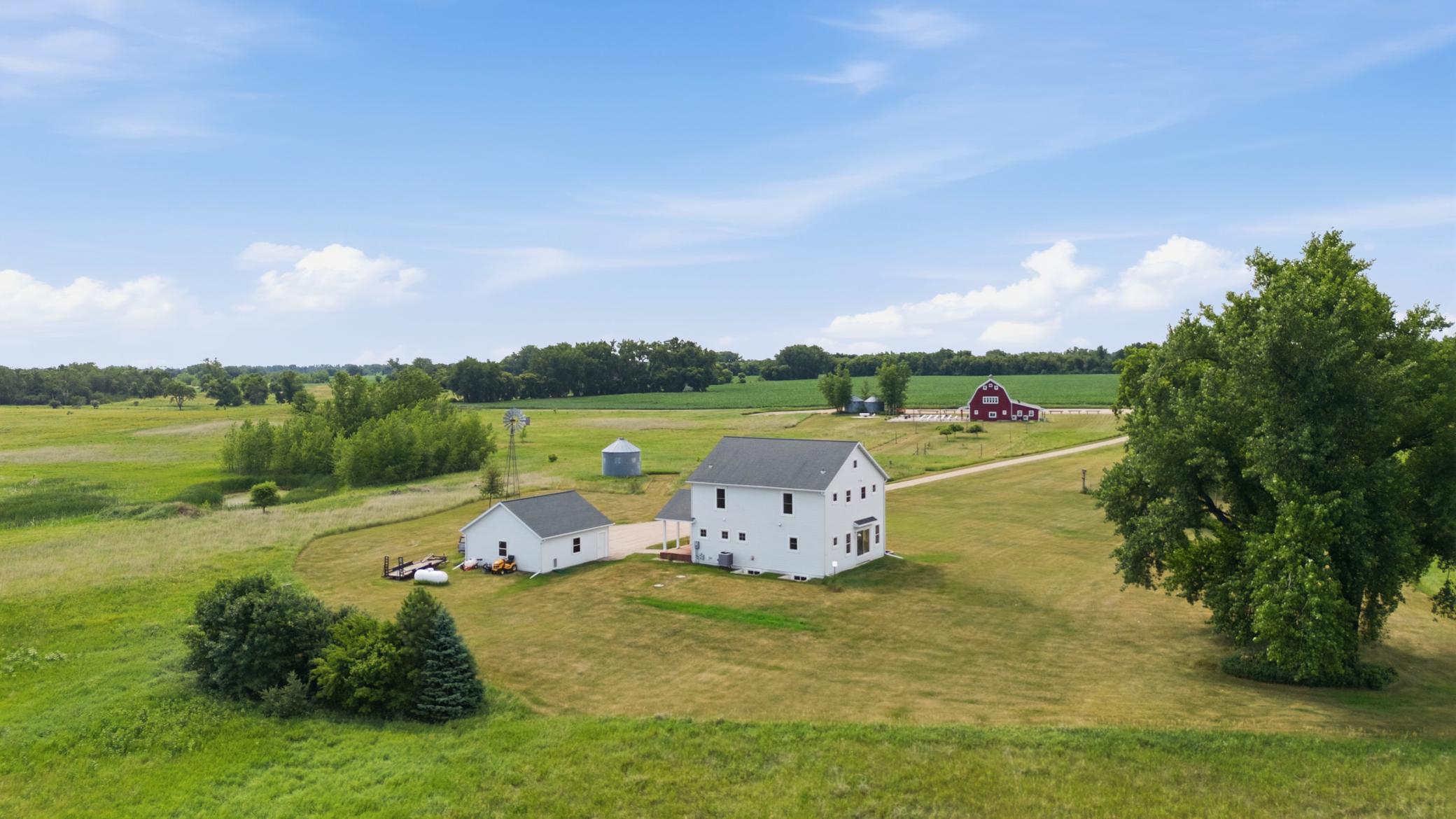 16305 57th Street SE, Kindred ND 58051 - Photo 41 of 44