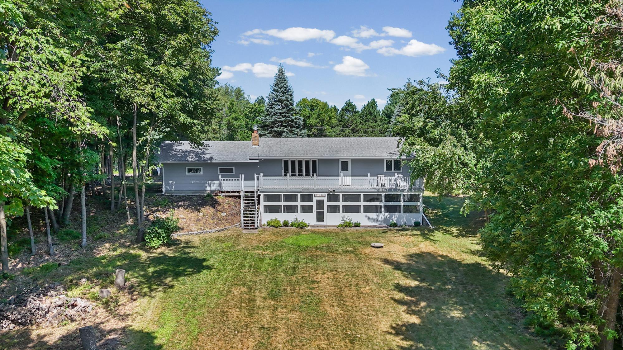 1976 single family home for sale at 7747 County Road 127 in Brainerd, MN — 4 bed, 2 bath (photo 2 of 35)