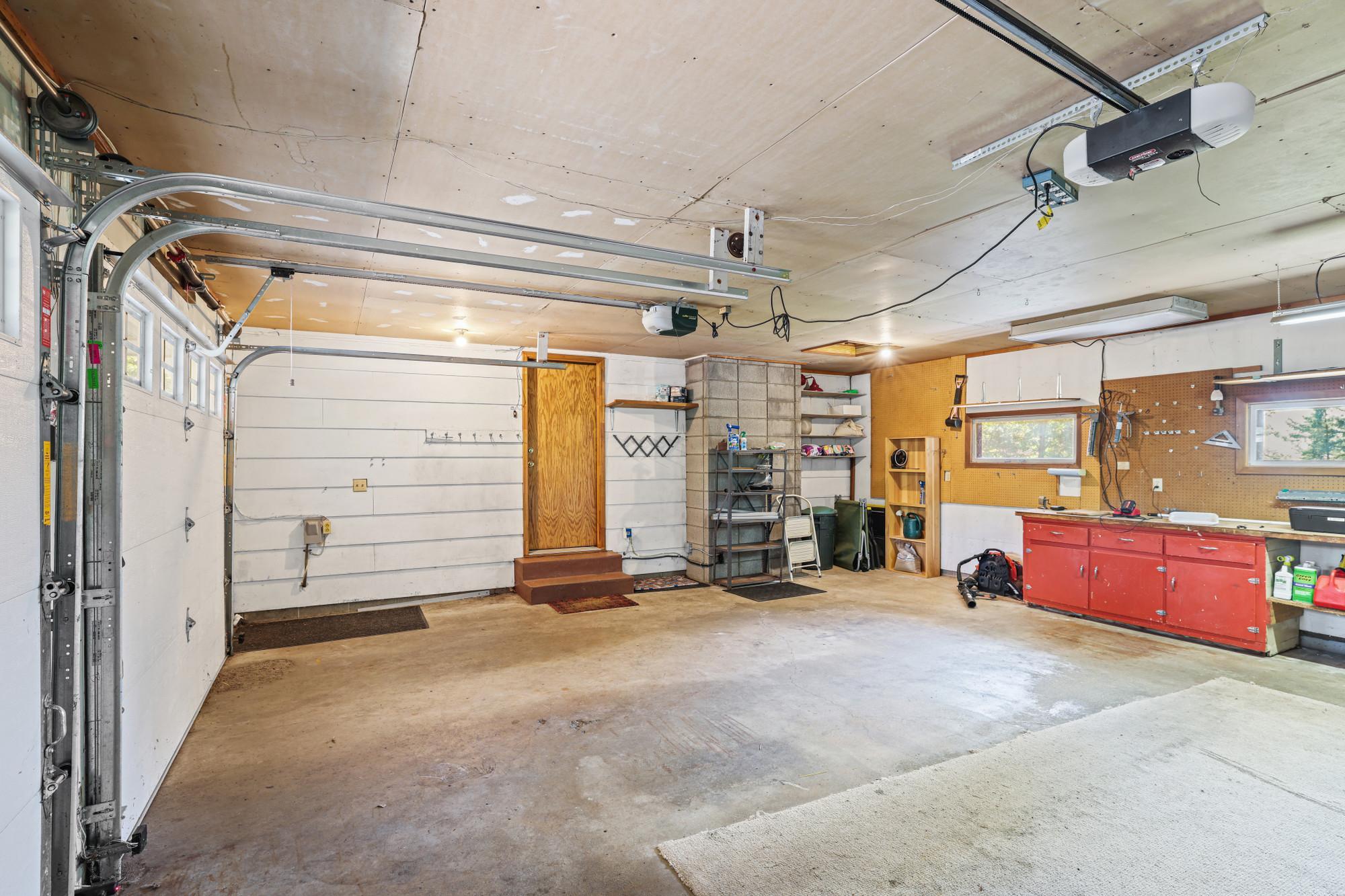 1976 single family home for sale at 7747 County Road 127 in Brainerd, MN — 4 bed, 2 bath (photo 21 of 35)