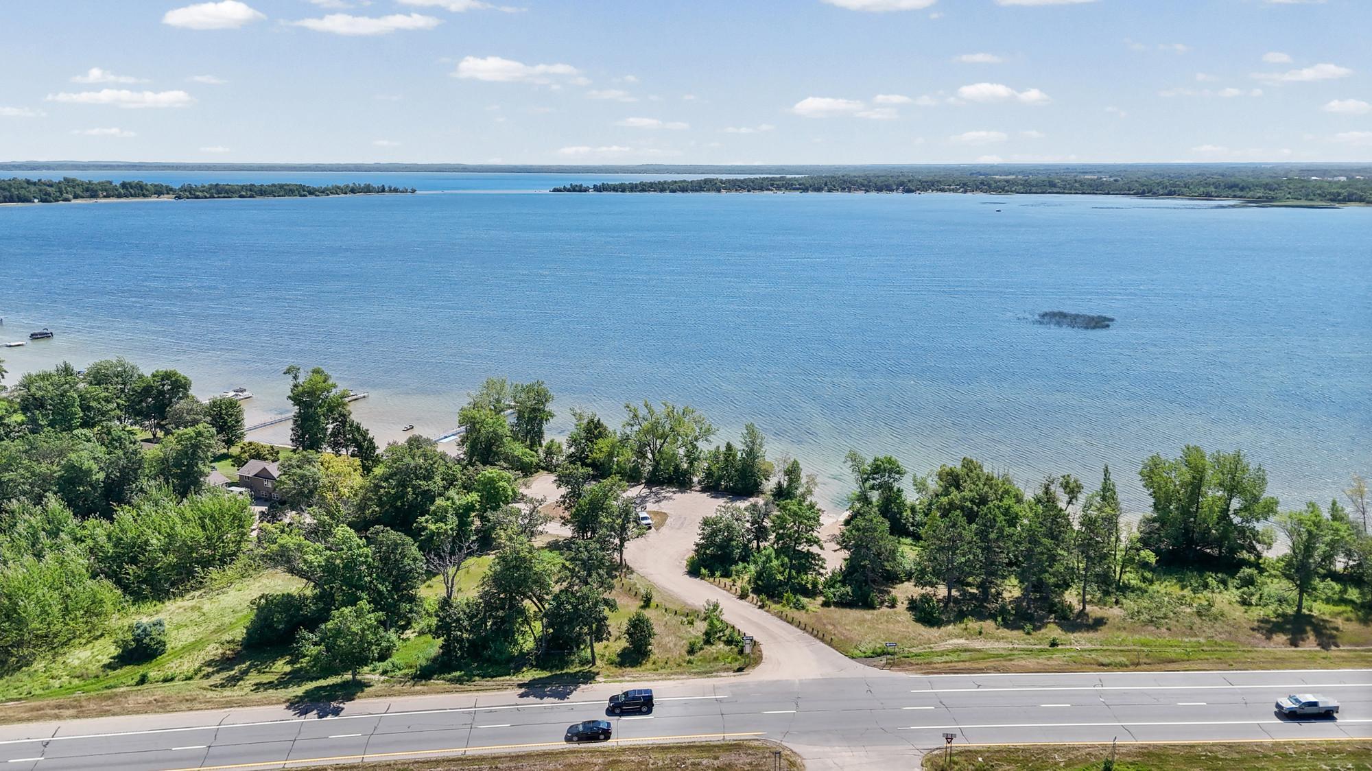 1976 single family home for sale at 7747 County Road 127 in Brainerd, MN — 4 bed, 2 bath (photo 30 of 35)