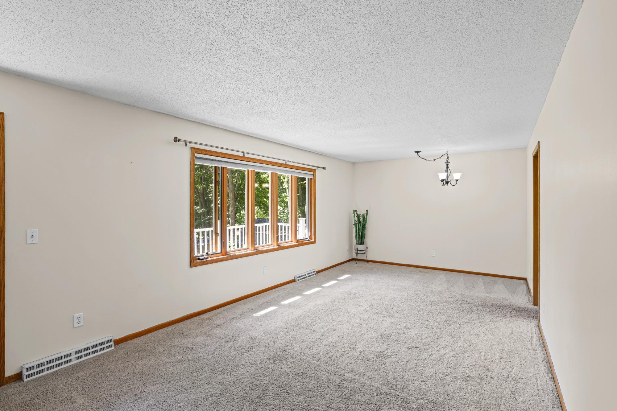 1976 single family home for sale at 7747 County Road 127 in Brainerd, MN — 4 bed, 2 bath (photo 7 of 35)