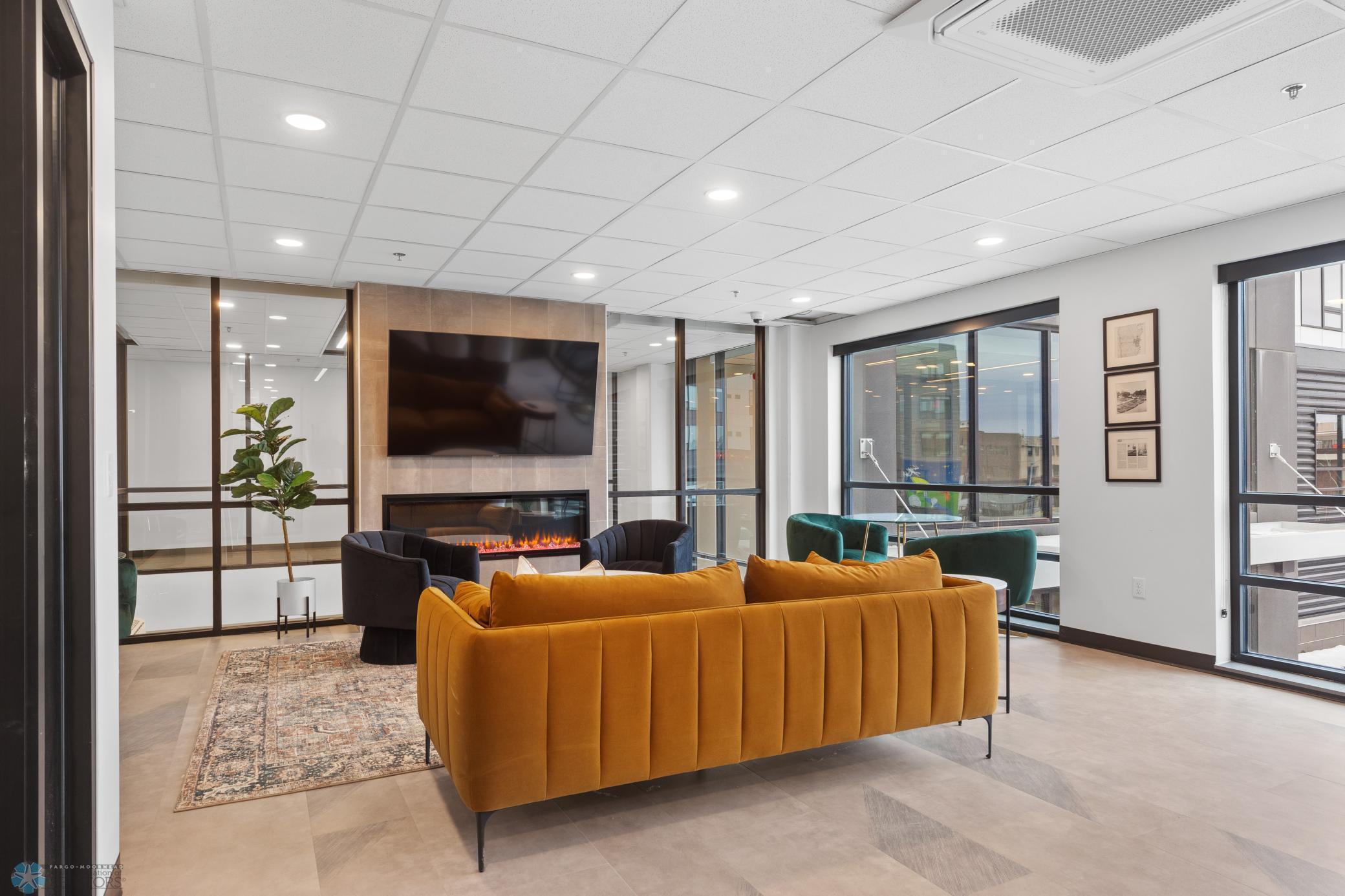 2023 condo for sale at 300 Main Avenue, Unit 515 in Fargo, ND — 1 bed, 2 bath (photo 16 of 20)