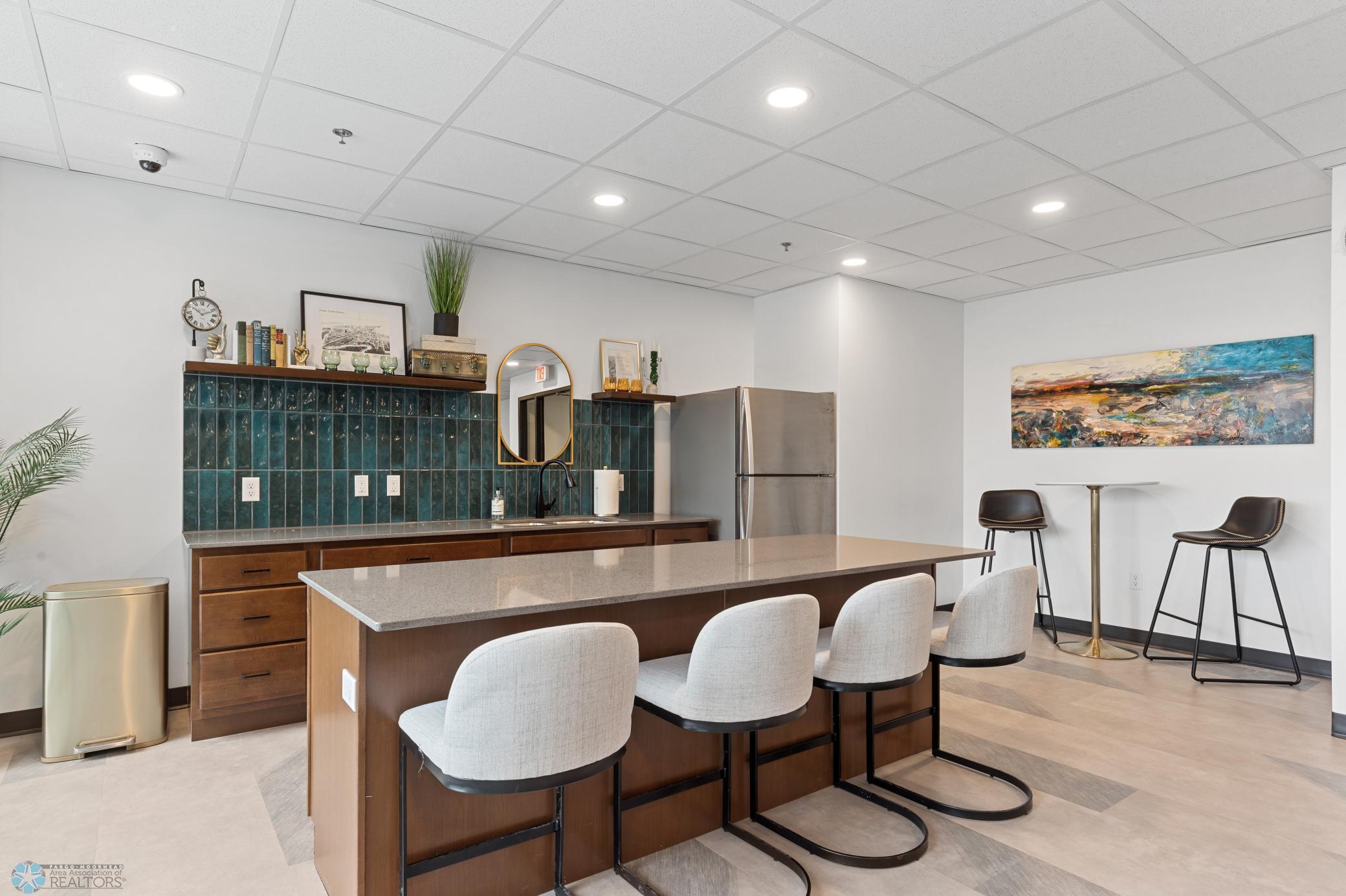 2023 condo for sale at 300 Main Avenue, Unit 515 in Fargo, ND — 1 bed, 2 bath (photo 17 of 20)