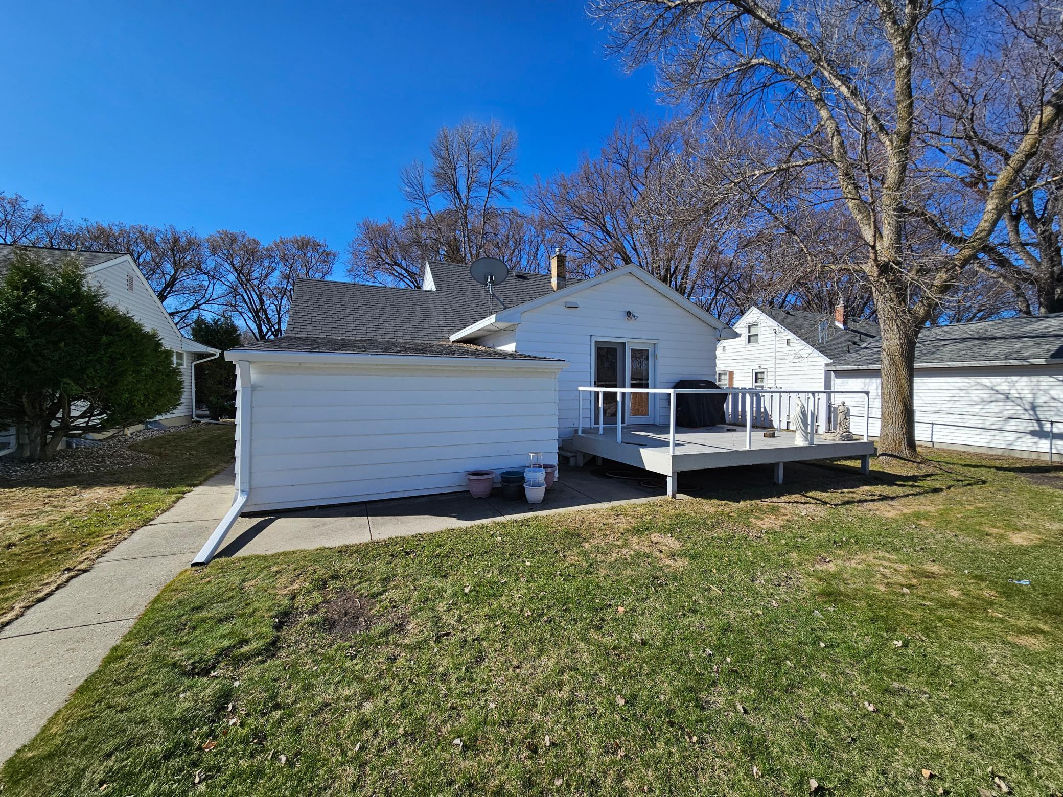 213 23rd Avenue N, Fargo ND 58102 - Photo 13 of 15
