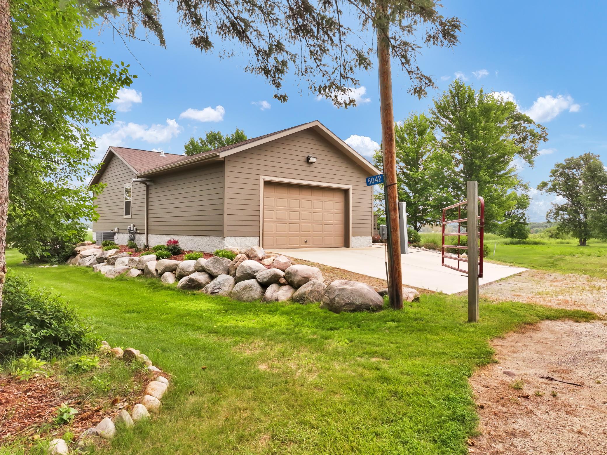 5042 White Gables Road, Brainerd MN 56401 - Photo 40 of 44
