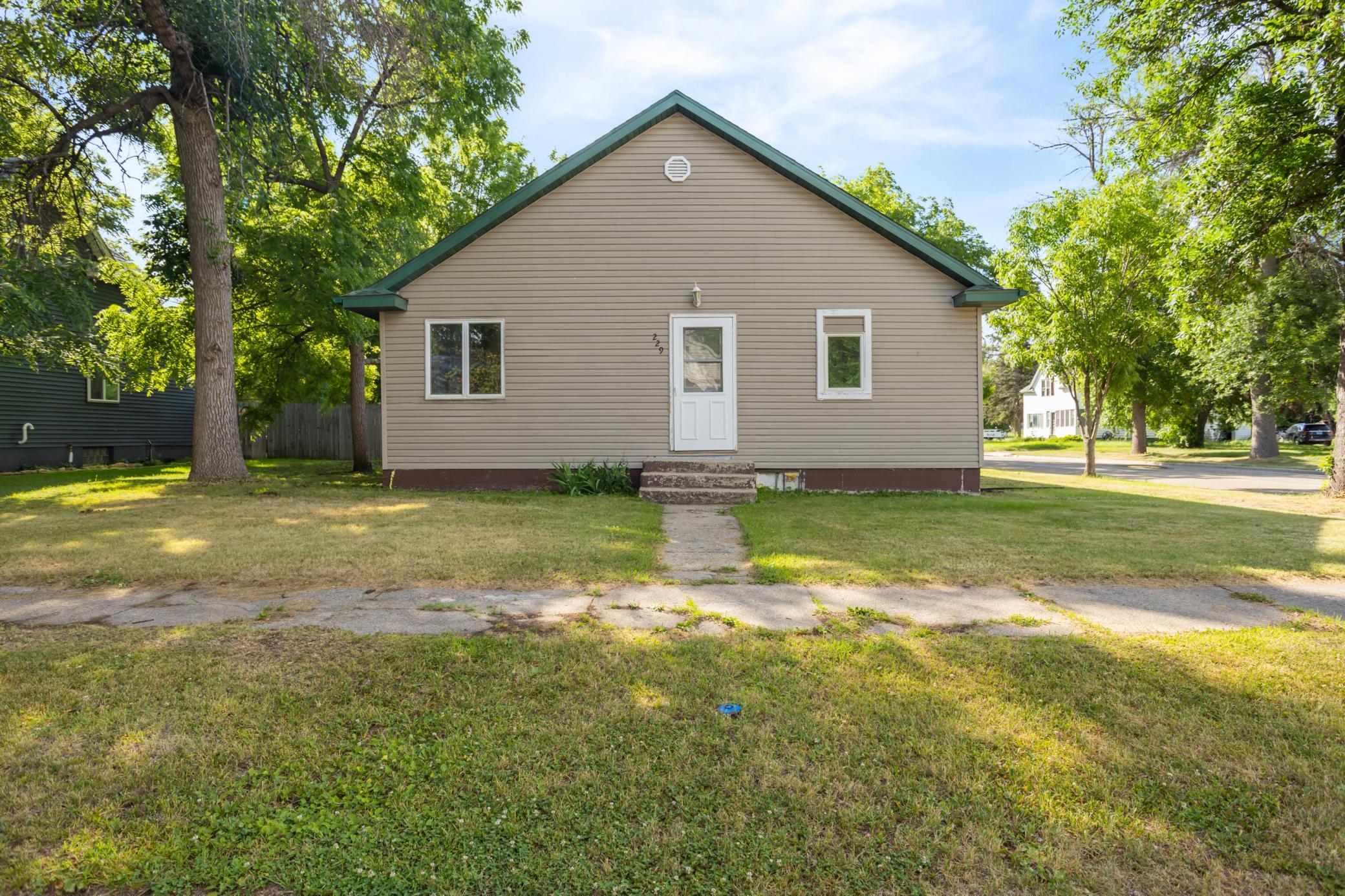 229 7th Avenue, Enderlin ND 58027 - Photo 14 of 14