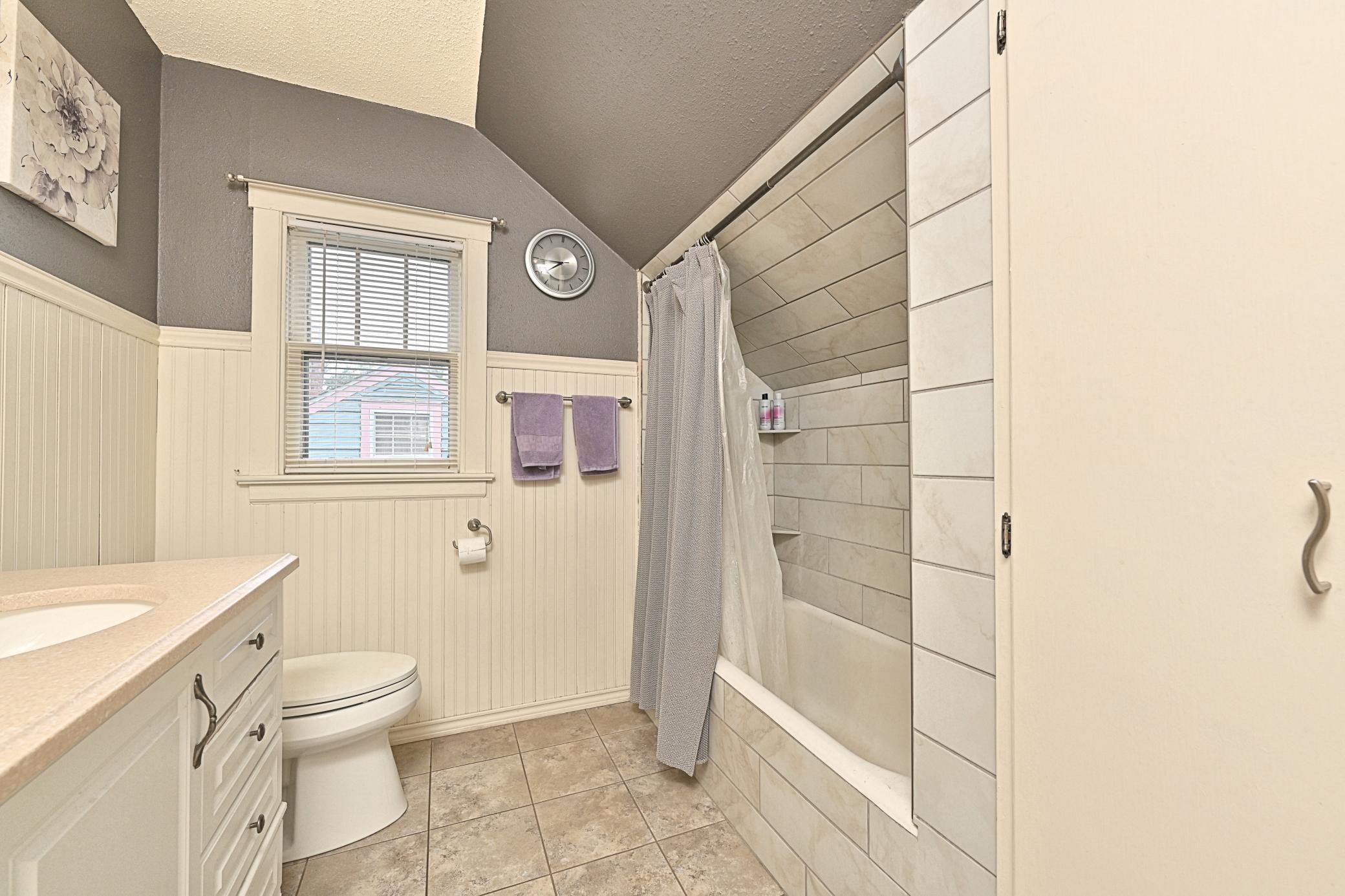 1925 single family home for sale at 502 NE 4th Avenue in Grand Rapids, MN — 3 bed, 2 bath (photo 11 of 19)