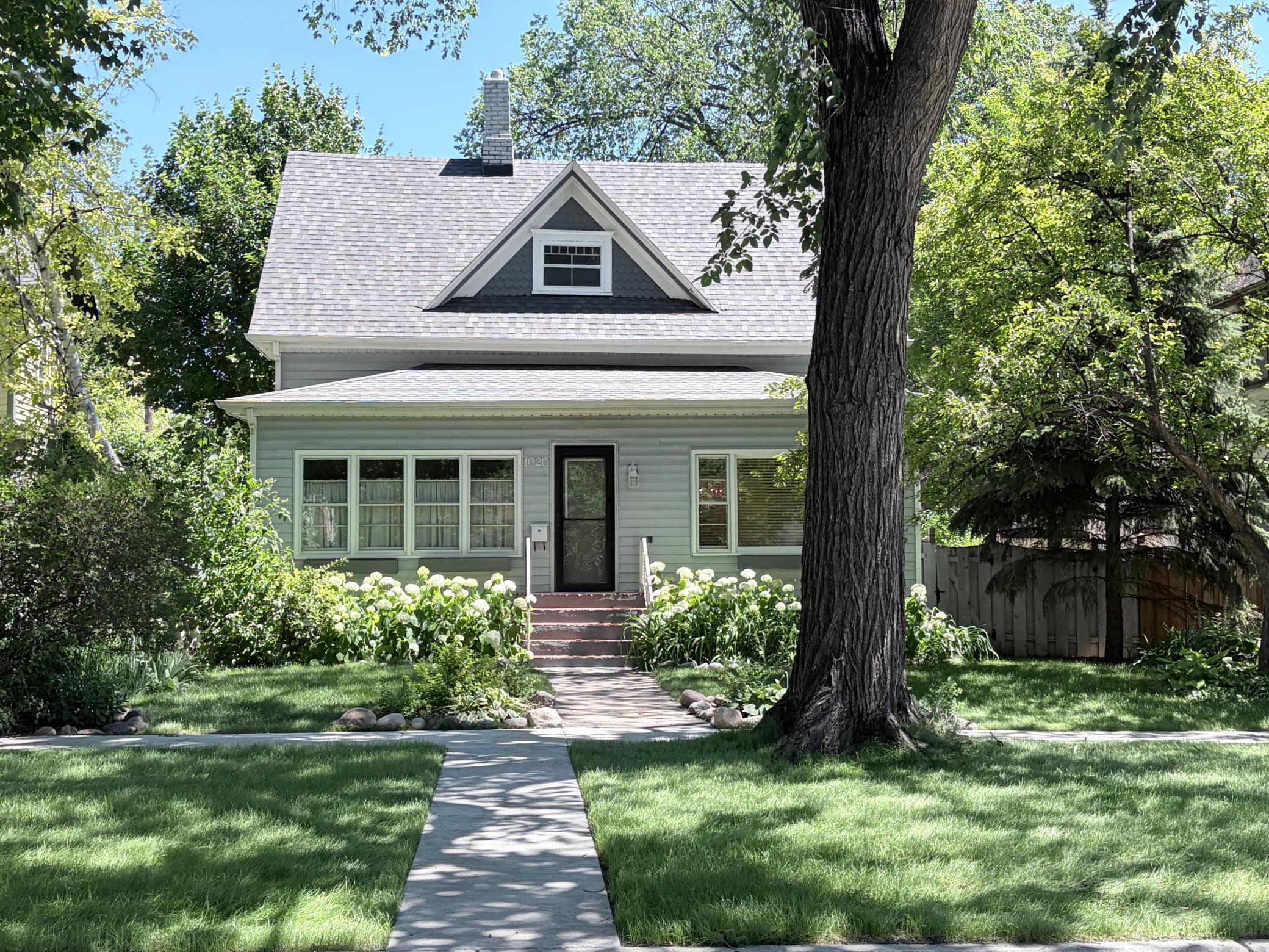 1020 7th Street S, Fargo ND 58103 - Photo 2 of 58