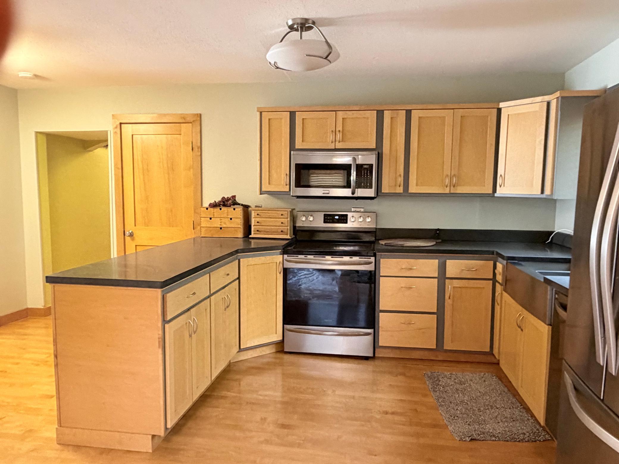 1020 7th Street S, Fargo ND 58103 - Photo 16 of 58