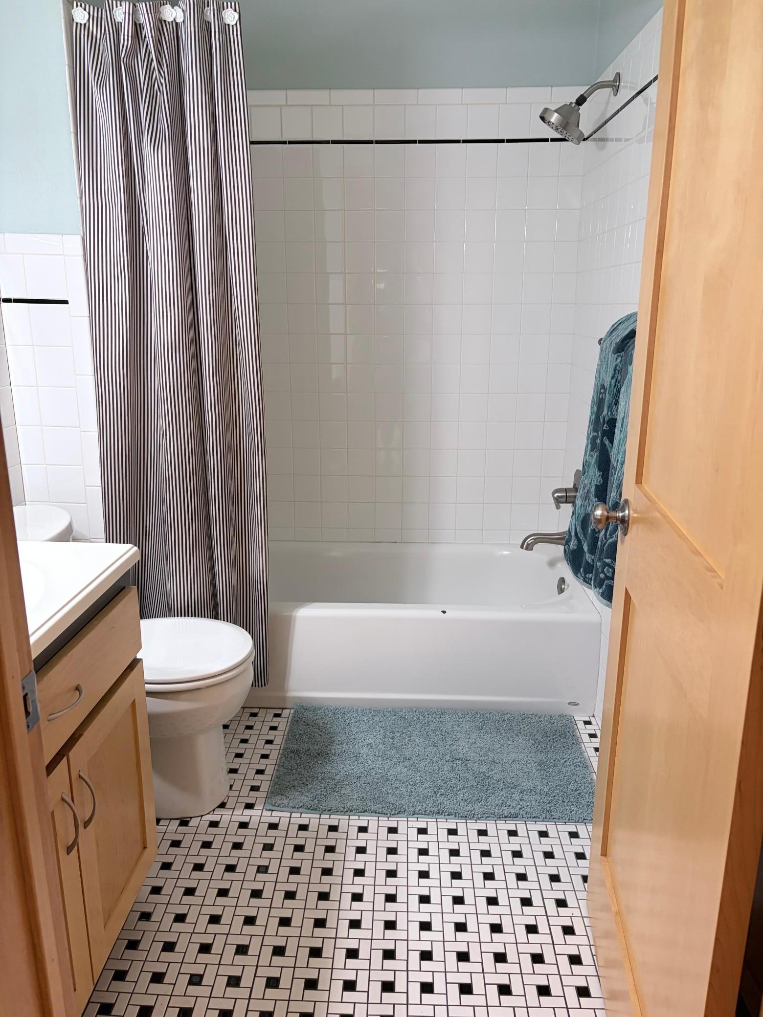 1020 7th Street S, Fargo ND 58103 - Photo 24 of 58