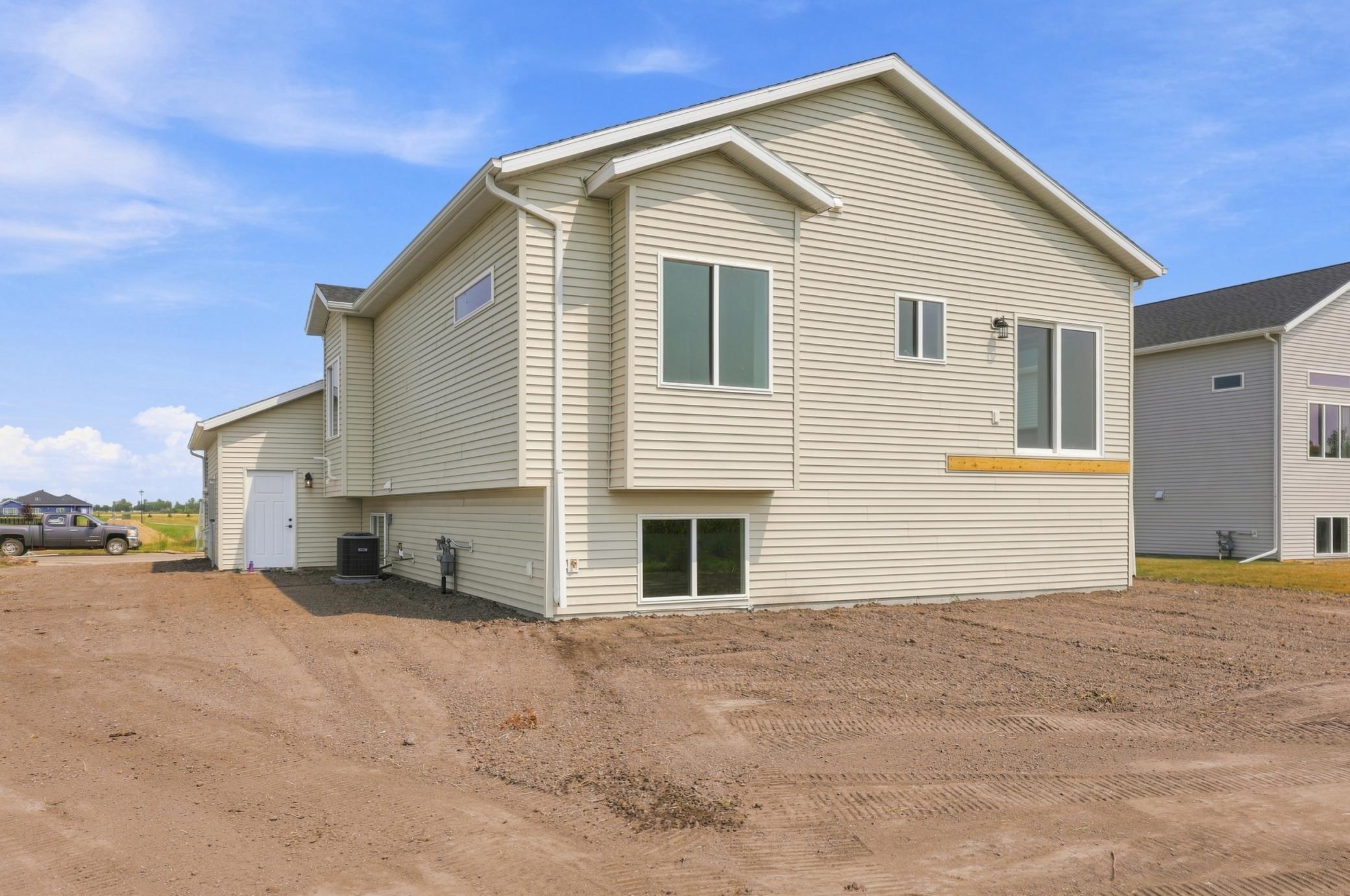 2026 single family home for sale at 1270 Southview Drive SW in Glyndon, MN — 5 bed, 3 bath (photo 40 of 40)