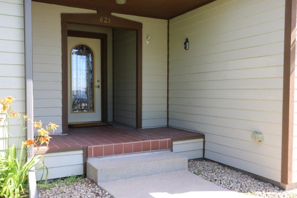 621 6th Street NE, Perham MN 56573 - Photo 2 of 26