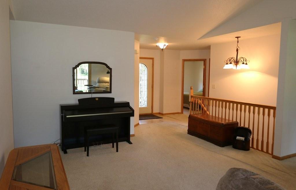 621 6th Street NE, Perham MN 56573 - Photo 11 of 26