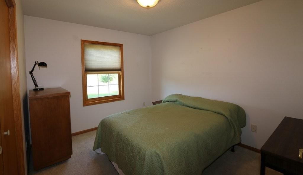 621 6th Street NE, Perham MN 56573 - Photo 13 of 26