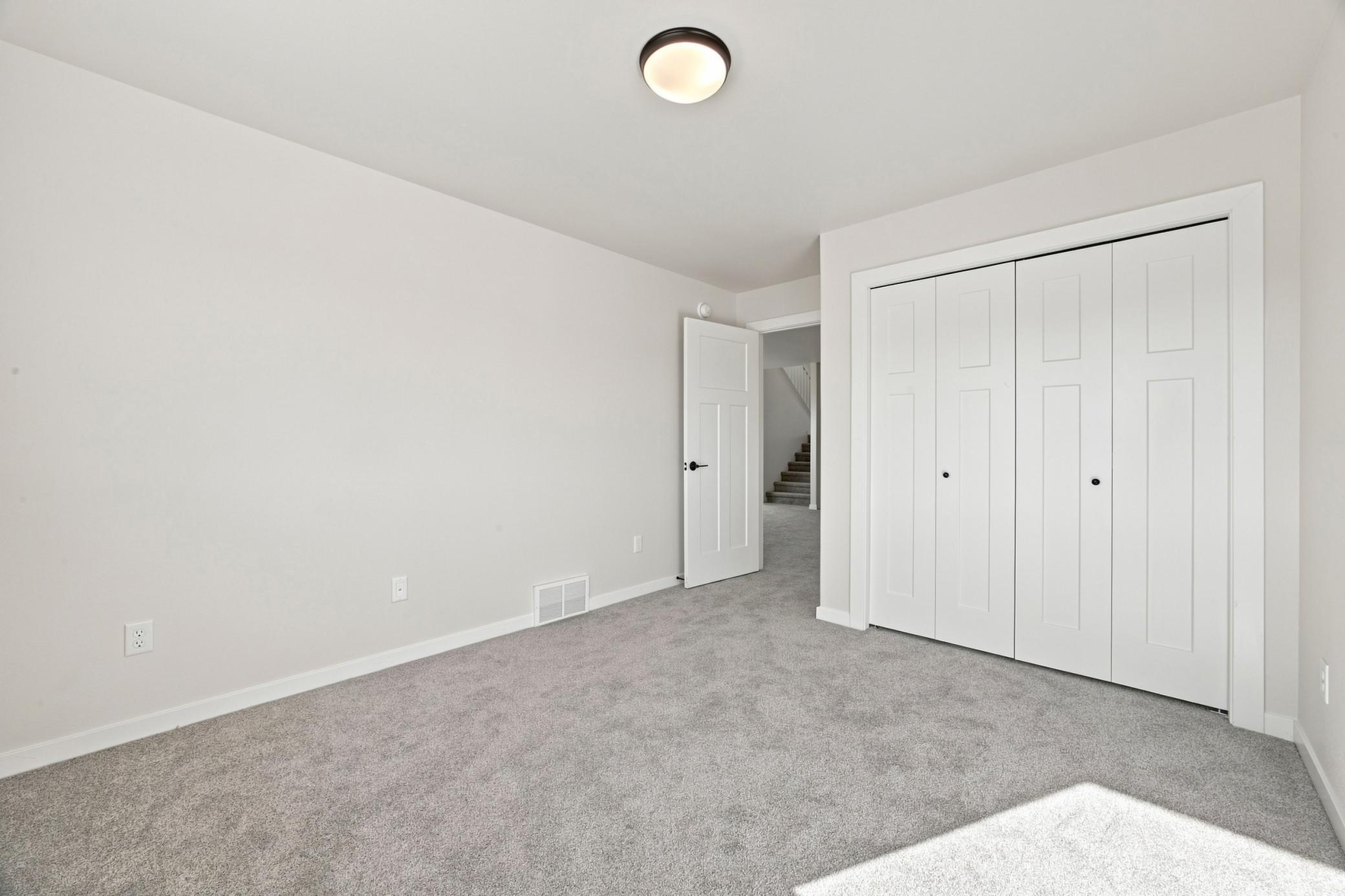 2026 single family home for sale at 106 18th Street NE in Barnesville, MN — 3 bed, 2 bath (photo 21 of 26)