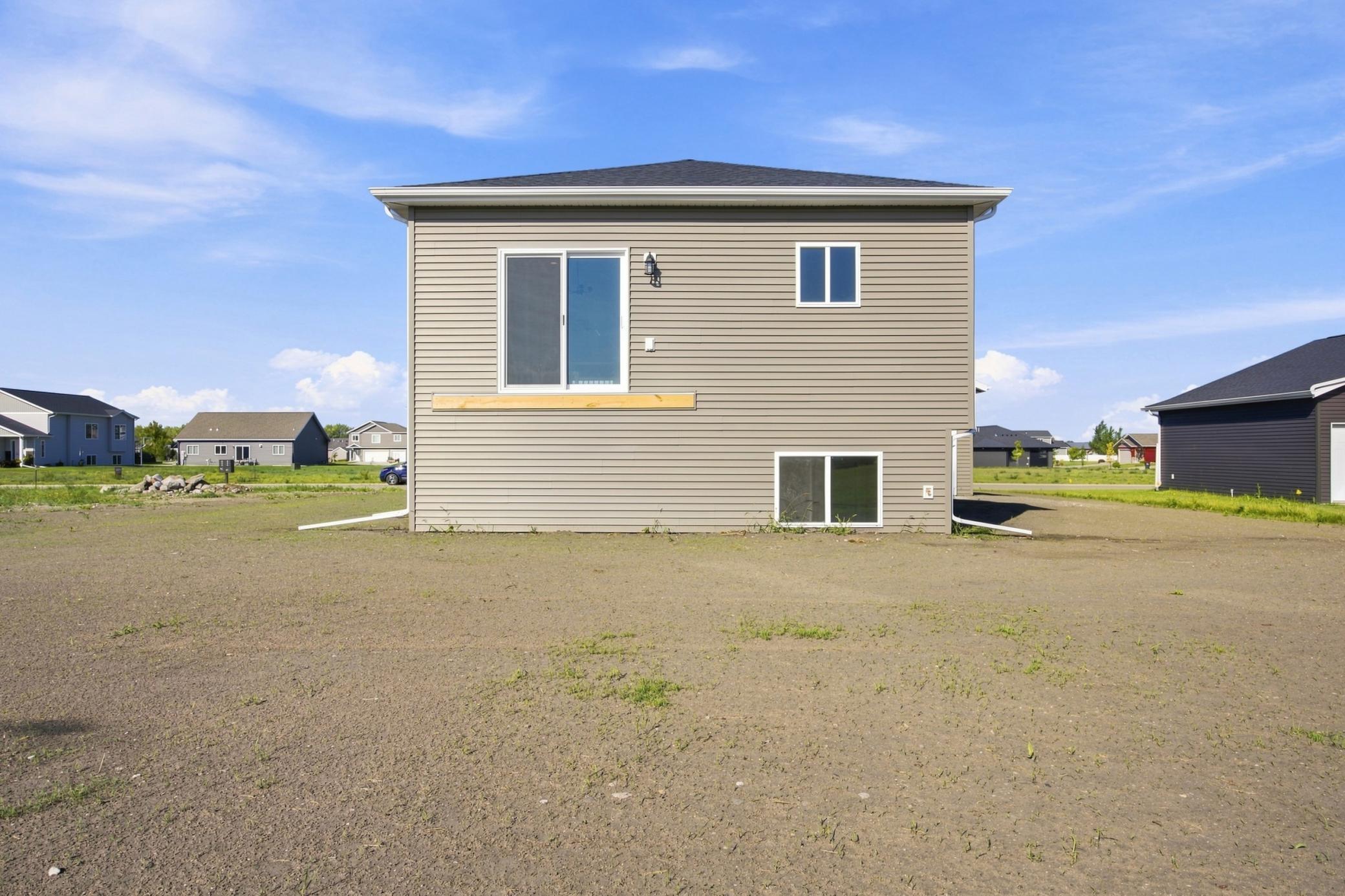 2026 single family home for sale at 106 18th Street NE in Barnesville, MN — 3 bed, 2 bath (photo 24 of 26)