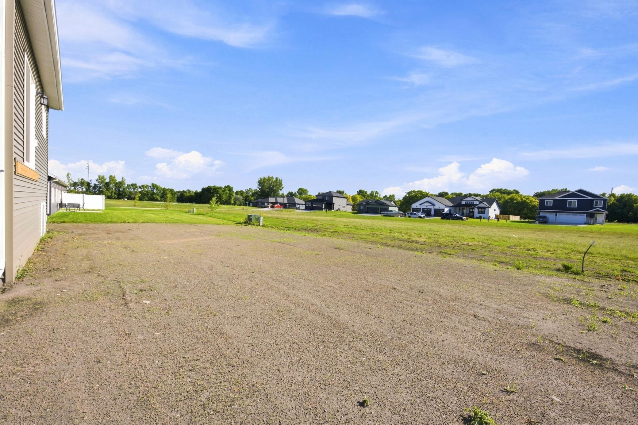 2026 single family home for sale at 106 18th Street NE in Barnesville, MN — 3 bed, 2 bath (photo 25 of 26)
