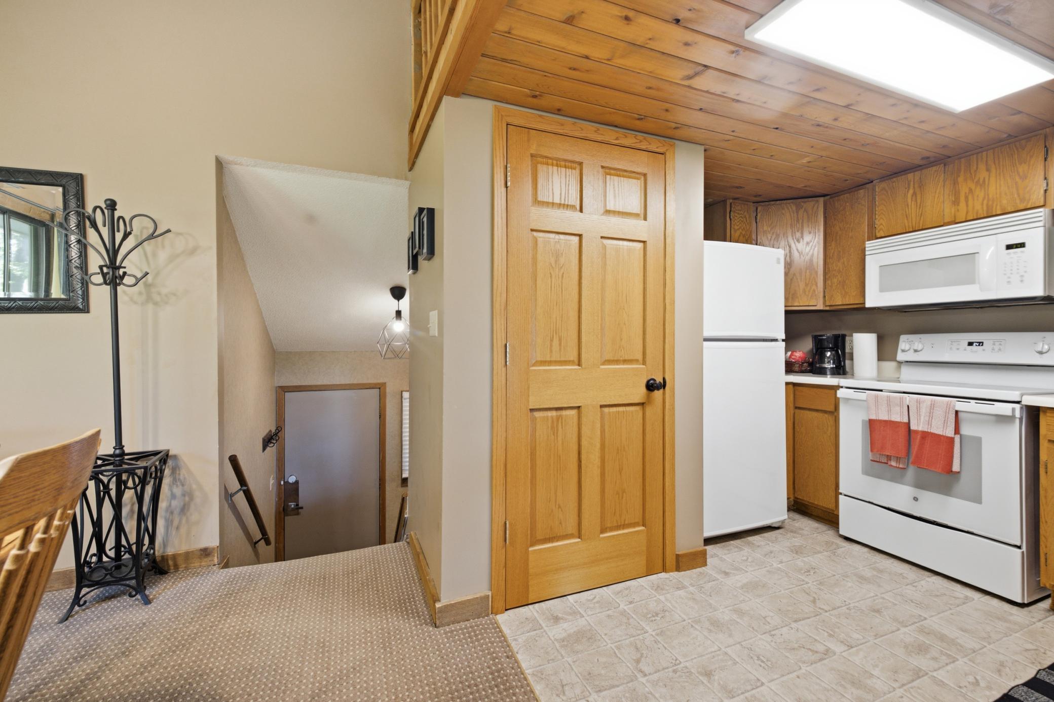 30325 N Pinewood Drive, Pequot Lakes MN 56472 - Photo 6 of 29