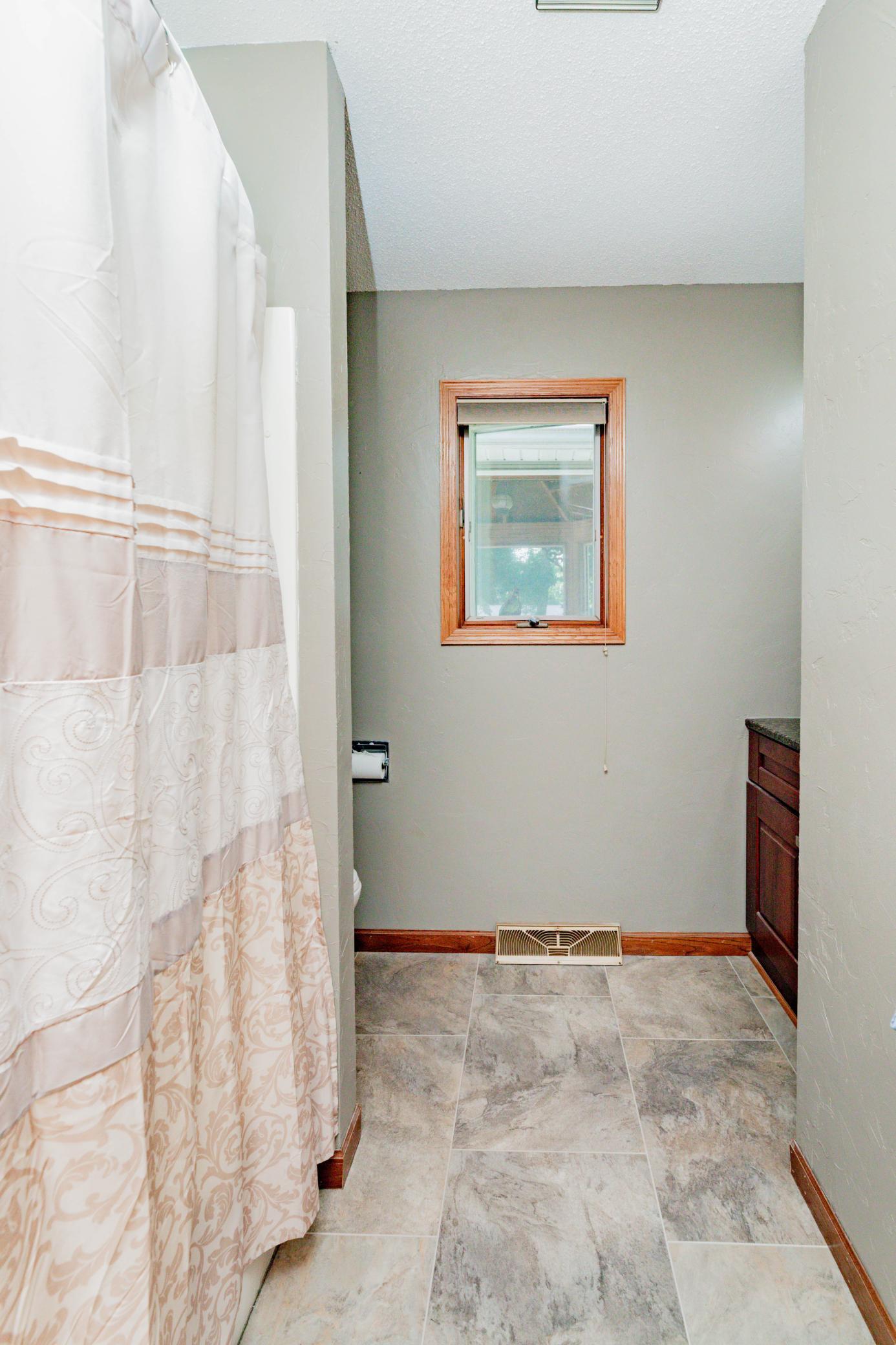 204 8th Avenue E, Lisbon ND 58054 - Photo 32 of 66