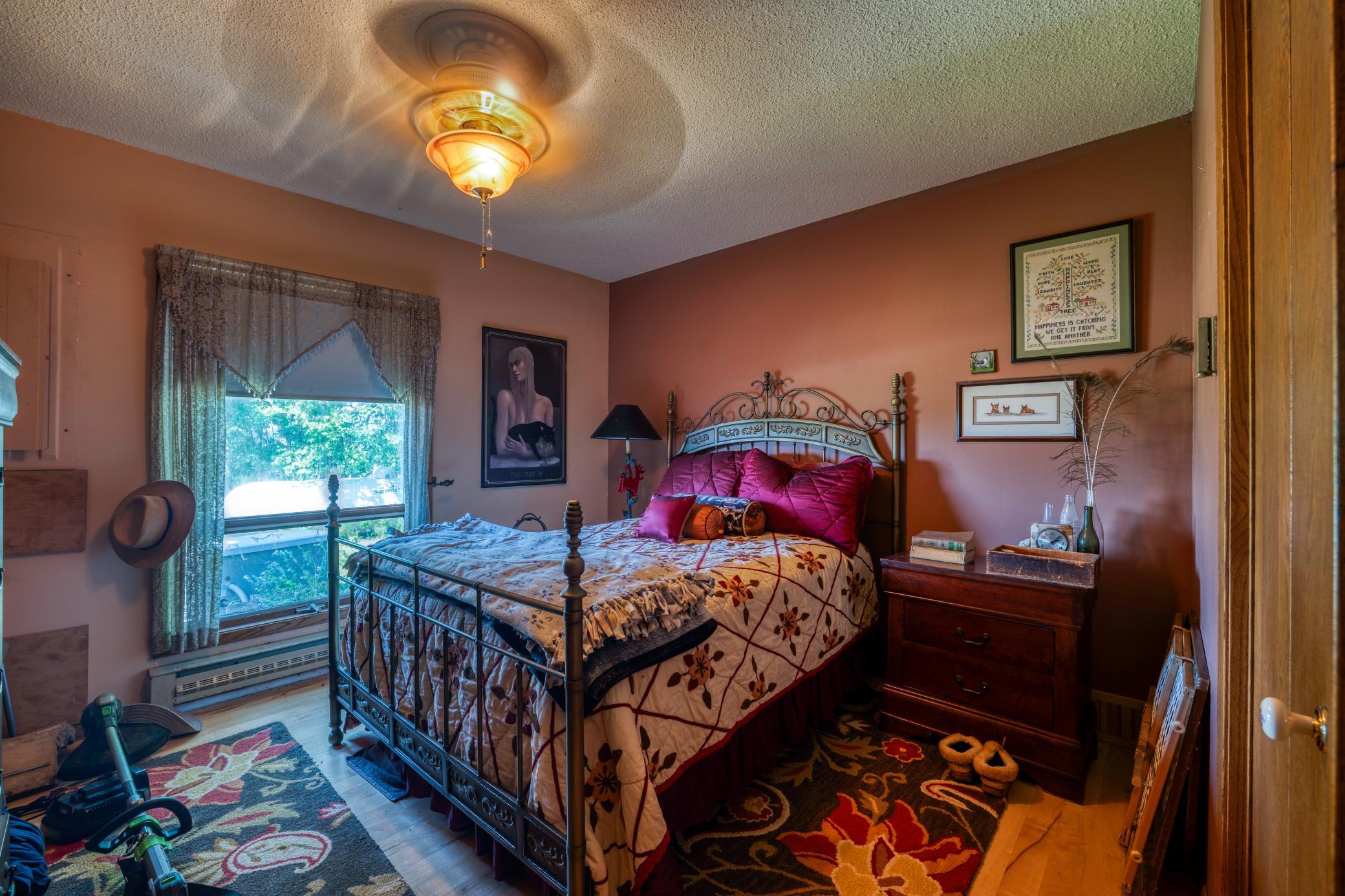 1976 single family home for sale at 13806 Wawina B in Wawina, MN — 3 bed, 2 bath (photo 34 of 78)
