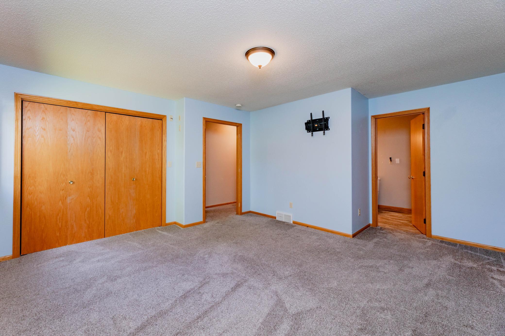 1105 Broadway Street, Lisbon ND 58054 - Photo 21 of 50