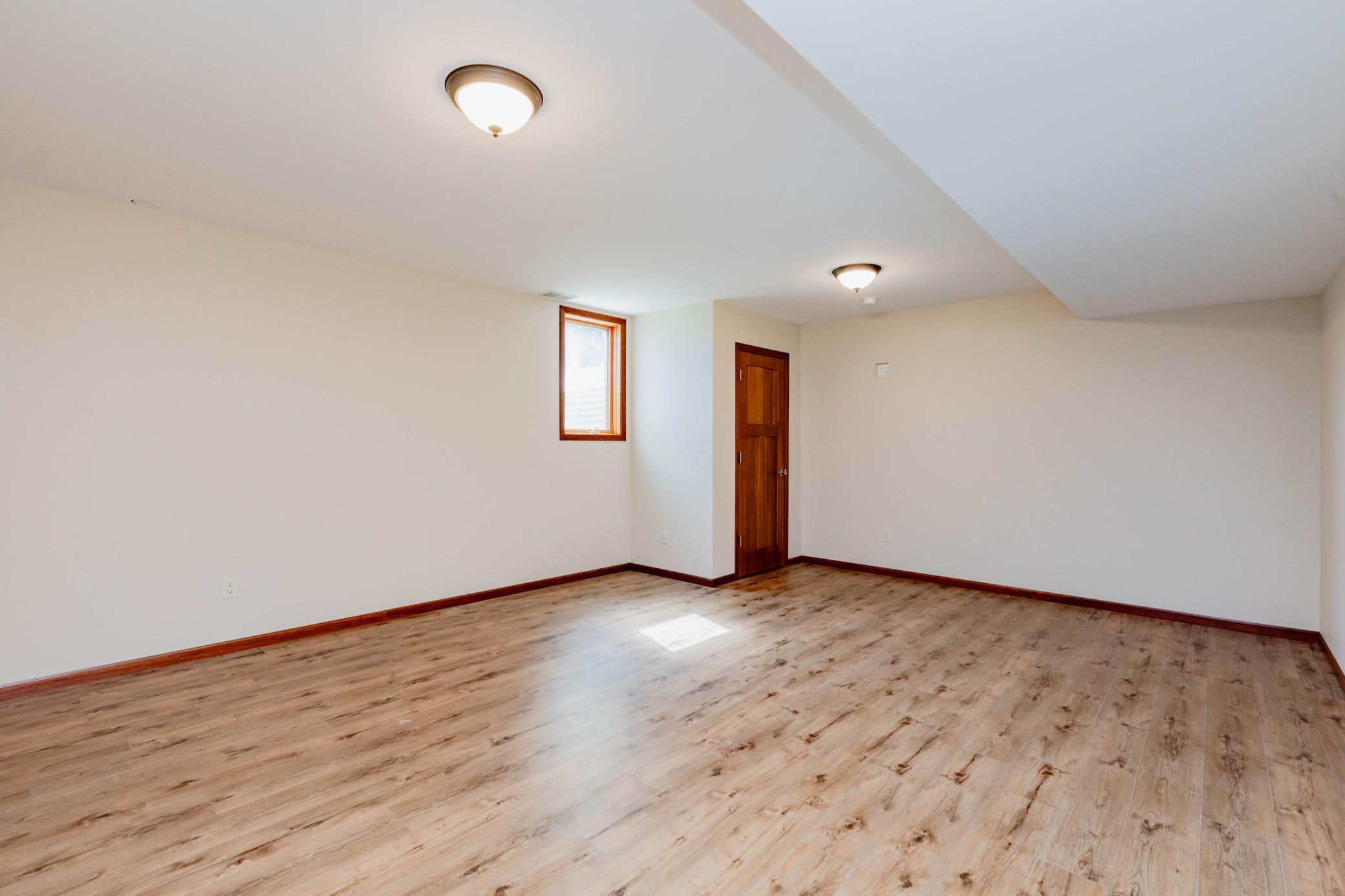 1105 Broadway Street, Lisbon ND 58054 - Photo 27 of 50