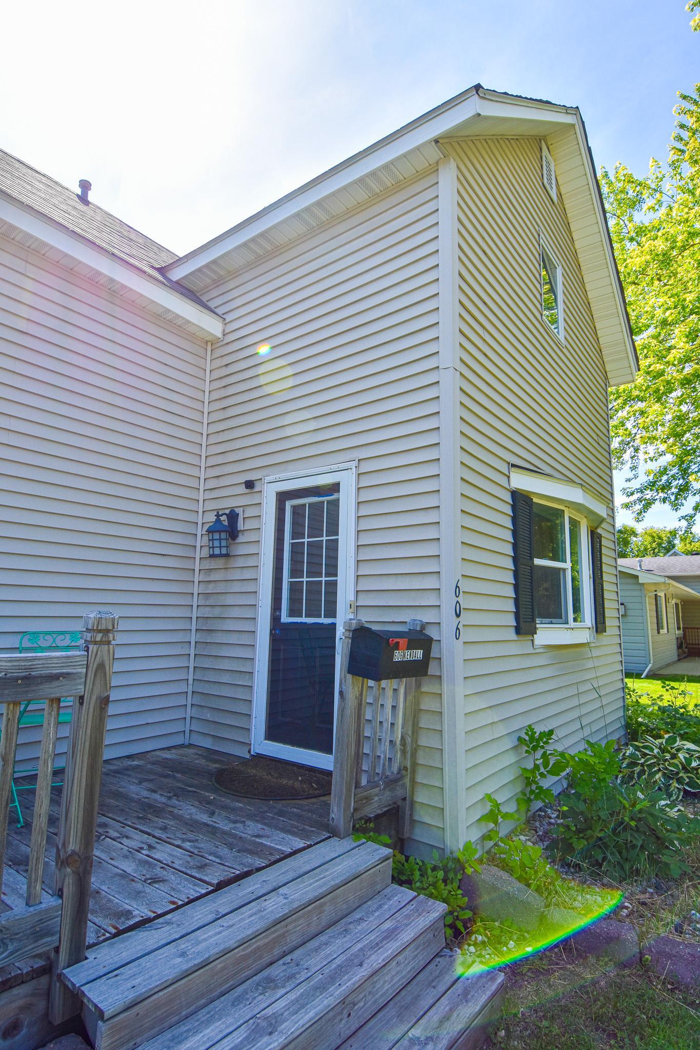 606 Kendall Avenue S, Thief River Falls MN 56701 - Photo 3 of 50