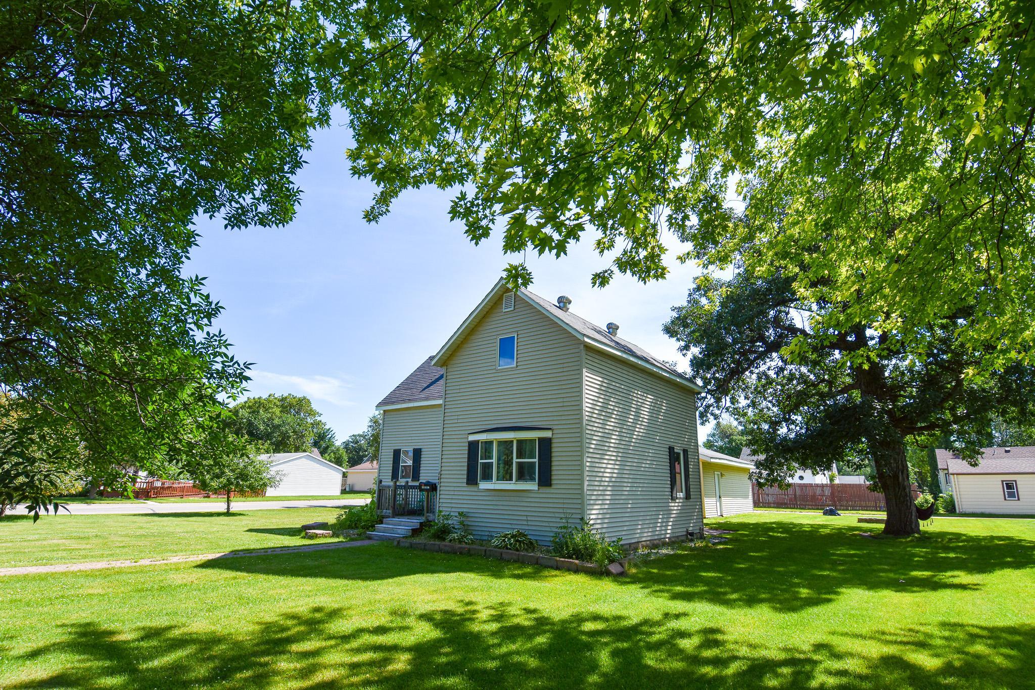 606 Kendall Avenue S, Thief River Falls MN 56701 - Photo 36 of 50