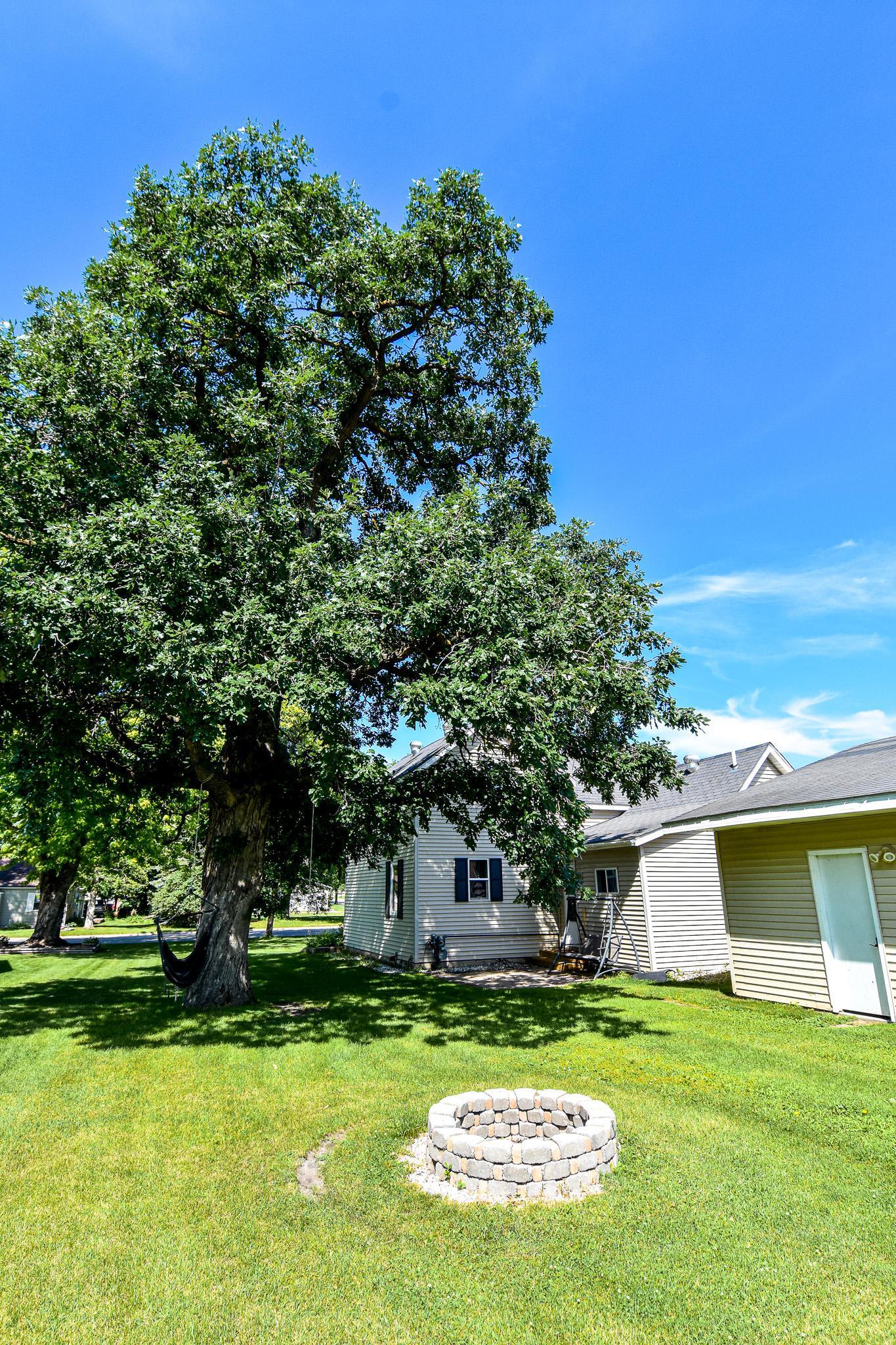 606 Kendall Avenue S, Thief River Falls MN 56701 - Photo 40 of 50