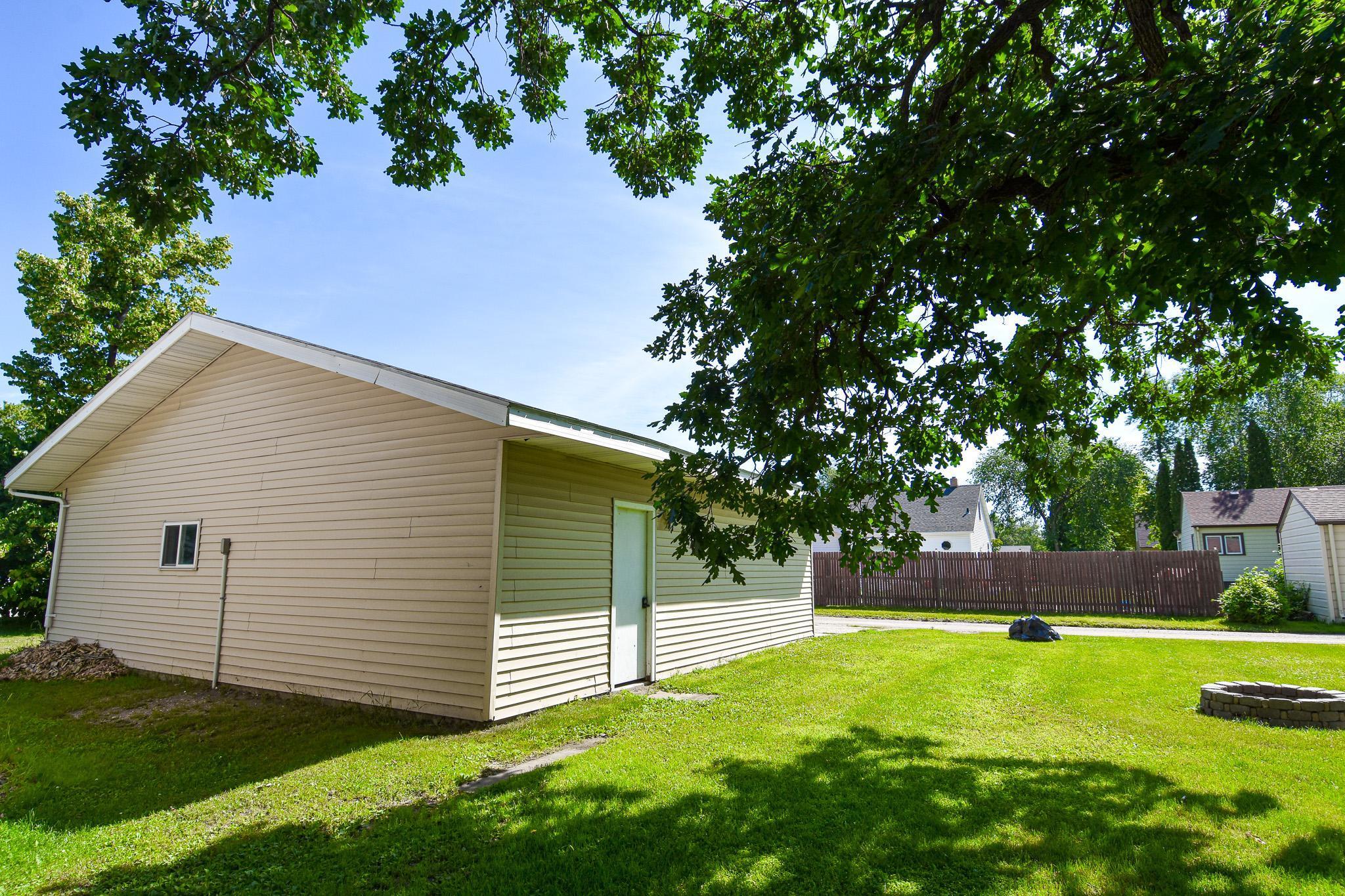 606 Kendall Avenue S, Thief River Falls MN 56701 - Photo 43 of 50