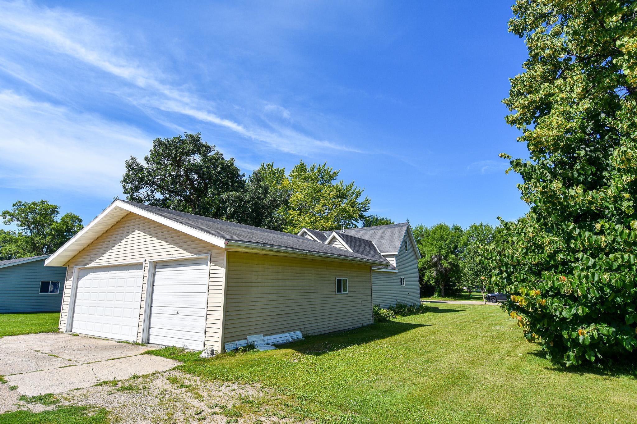 606 Kendall Avenue S, Thief River Falls MN 56701 - Photo 45 of 50