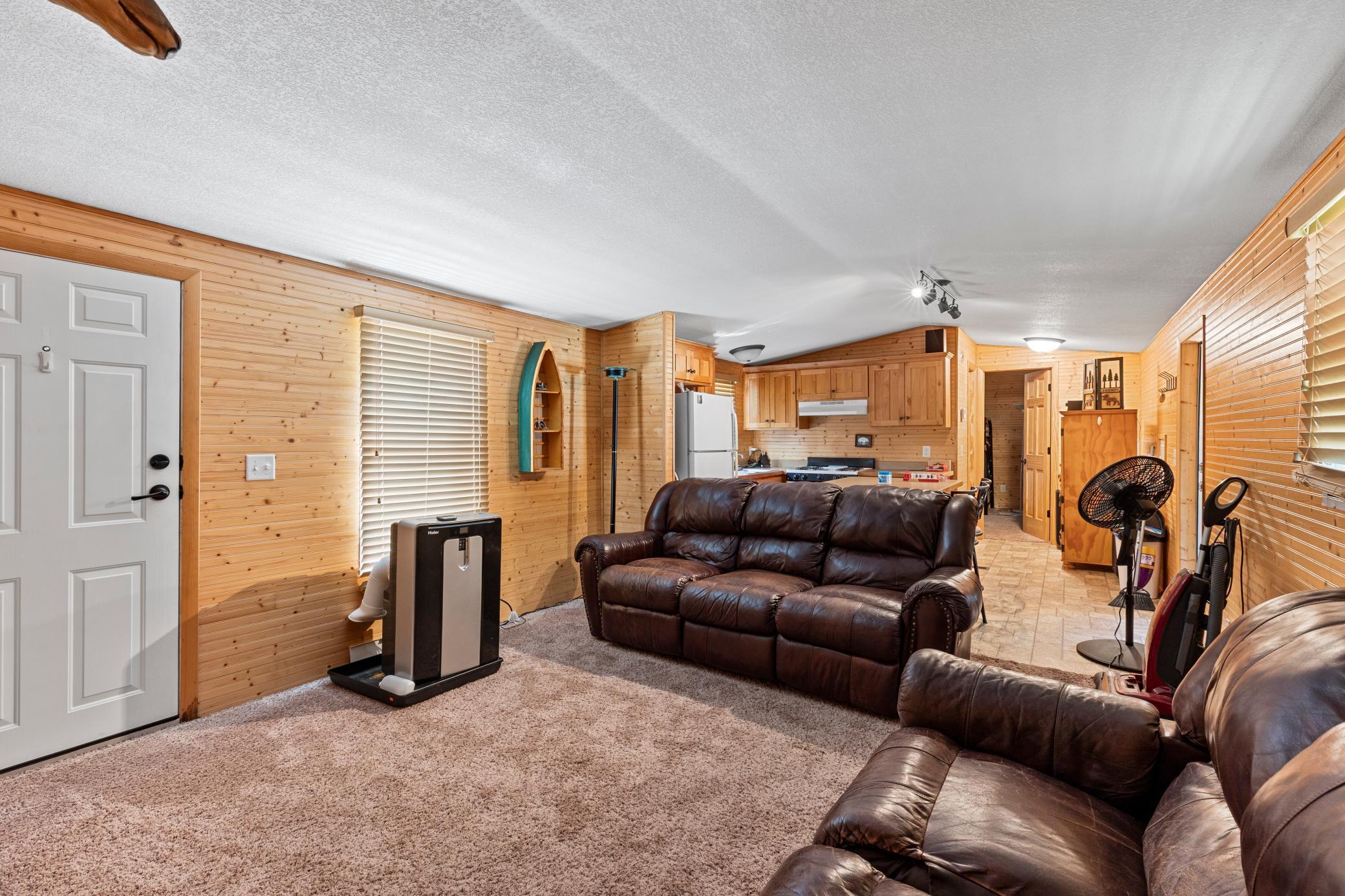 1999 single family home for sale at 15634 County Road 1, Unit 25 in Crosslake, MN — 2 bed, 1 bath (photo 6 of 12)