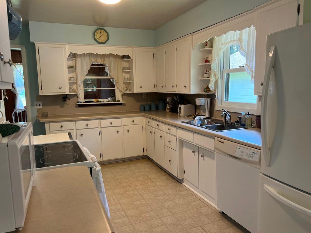 34056 State Hwy 6, Deer River MN 56636 - Photo 4 of 28