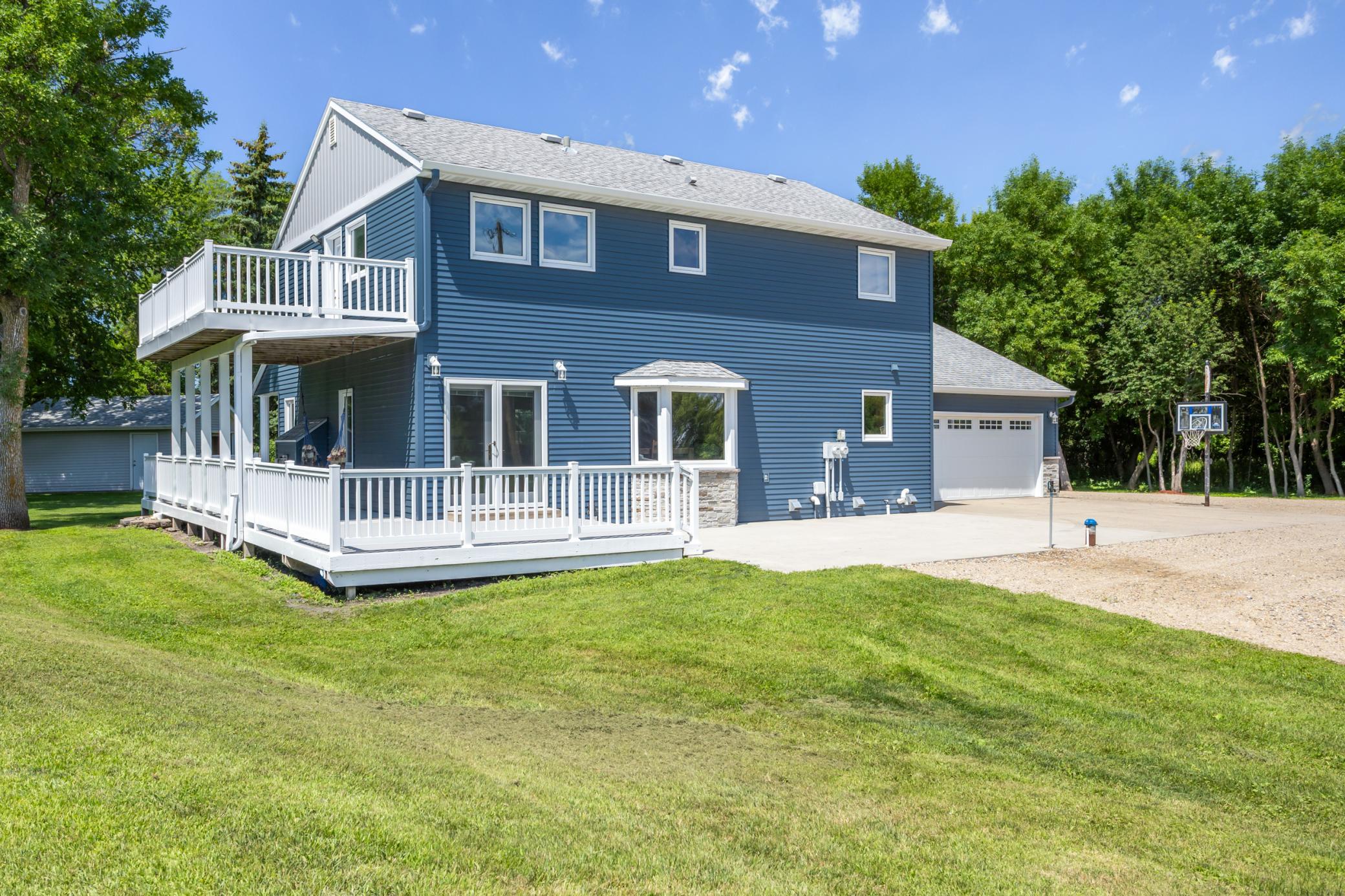 8010 182nd Avenue SE, Wahpeton ND 58075 - Photo 2 of 53
