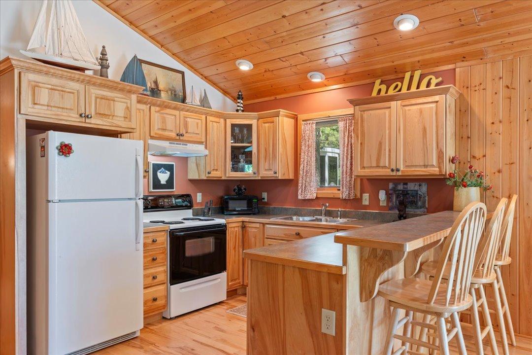 31434 Lakeside Avenue, Pequot Lakes MN 56472 - Photo 18 of 53