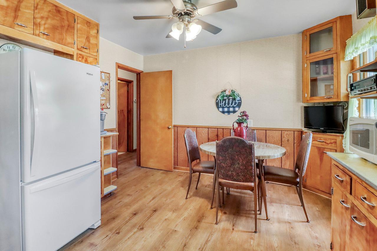308 Sherman Street, Detroit Lakes MN 56501 - Photo 9 of 44